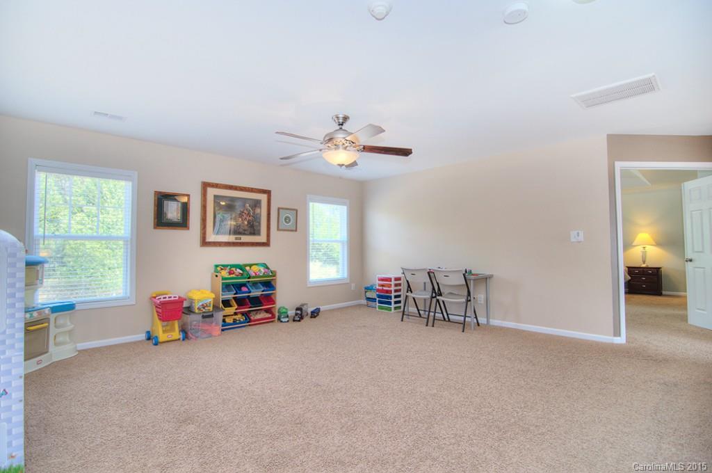 Moss Creek Village - Residential