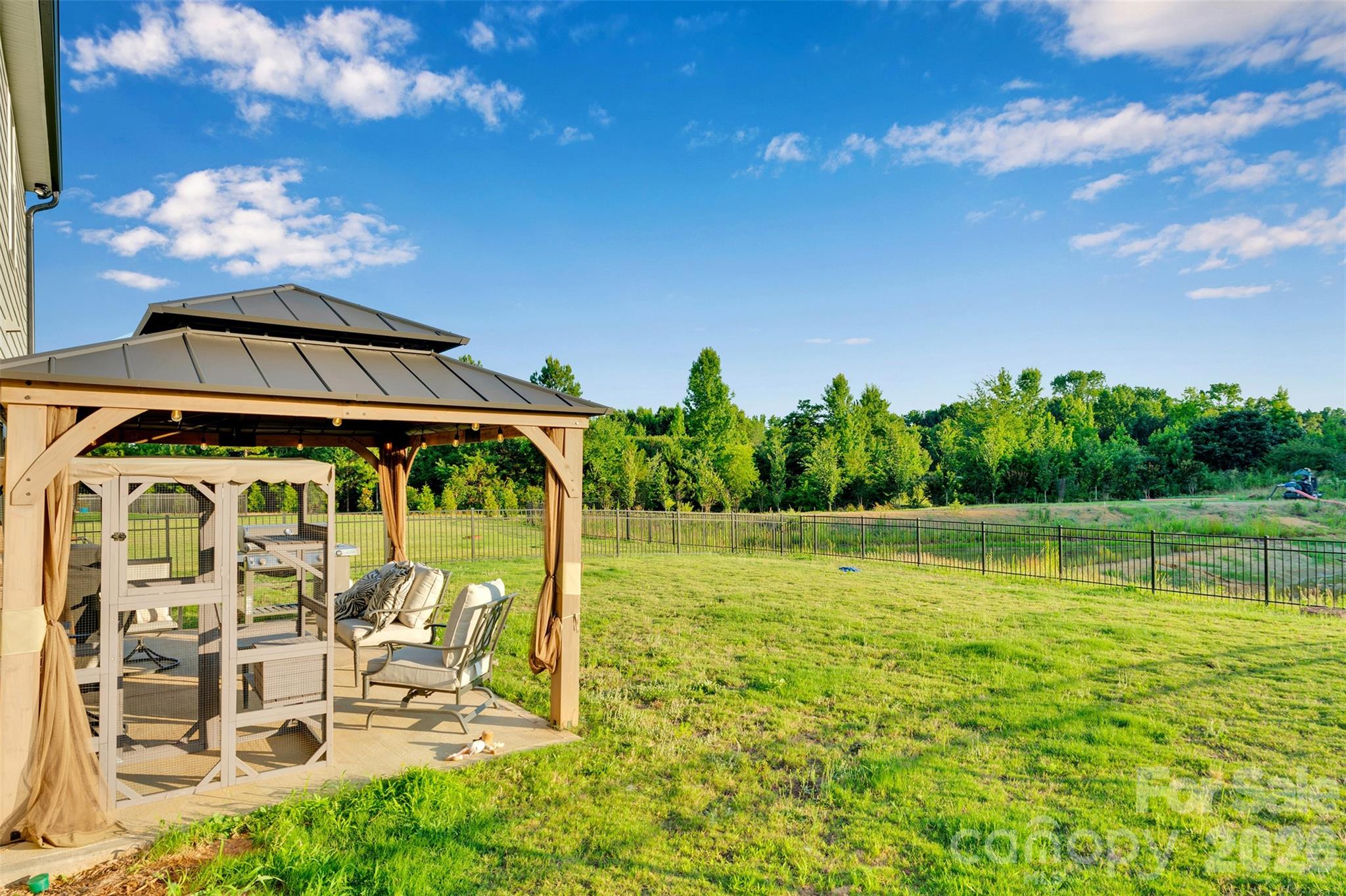 The Glenns - Residential