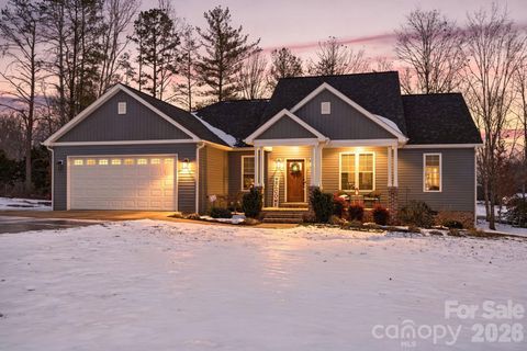 1196 Cape Hickory Road Hickory NC 28601