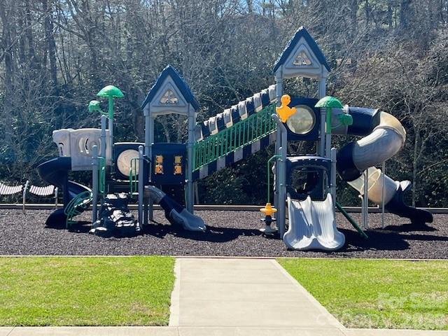 717 Daniel Circle Drive