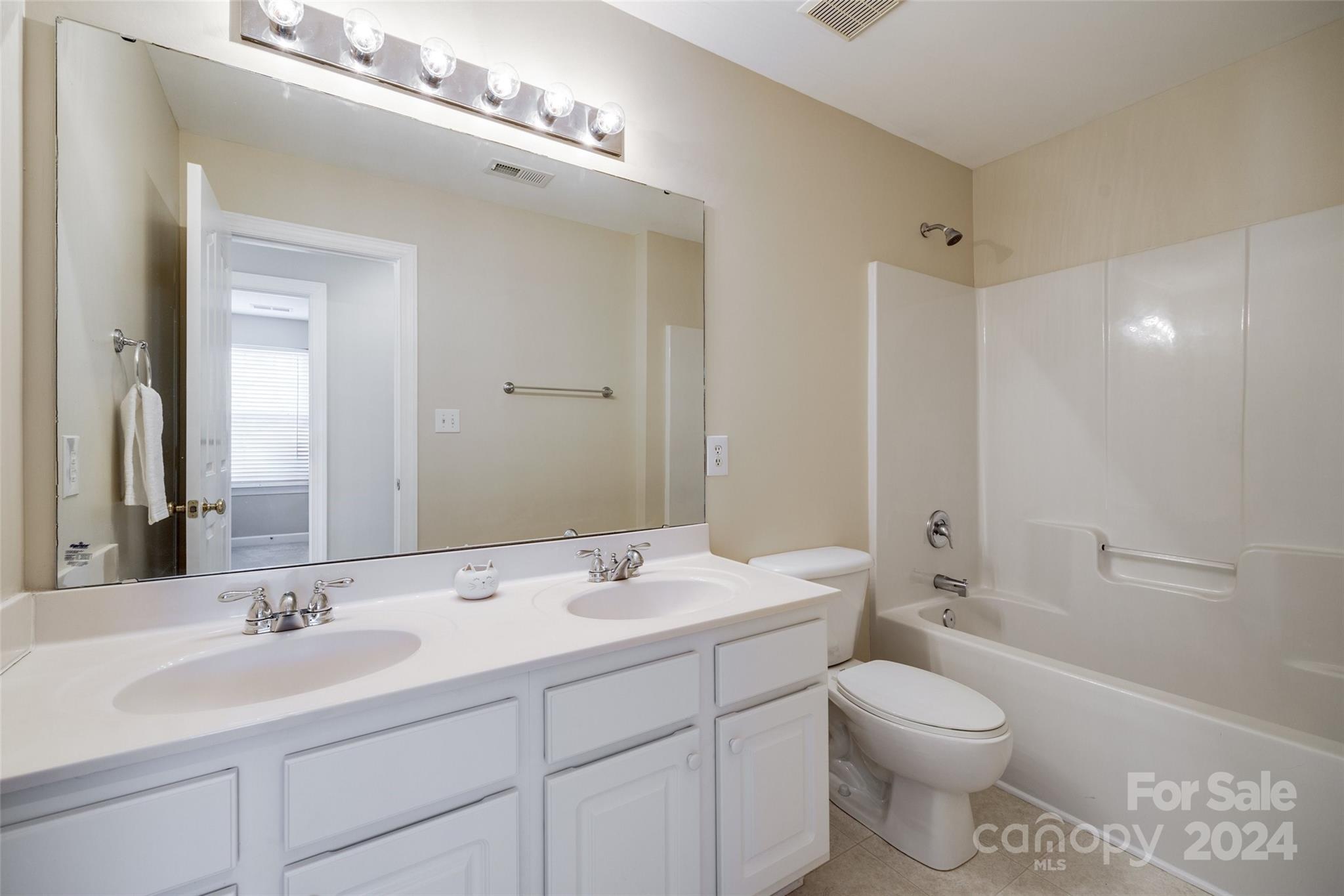 Regent Park - Residential