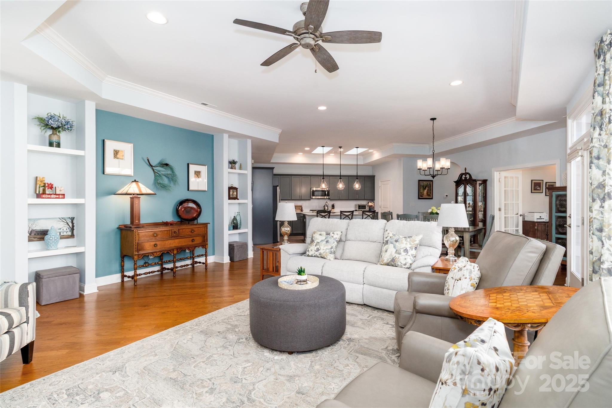 2206 Lincolnshire Lane