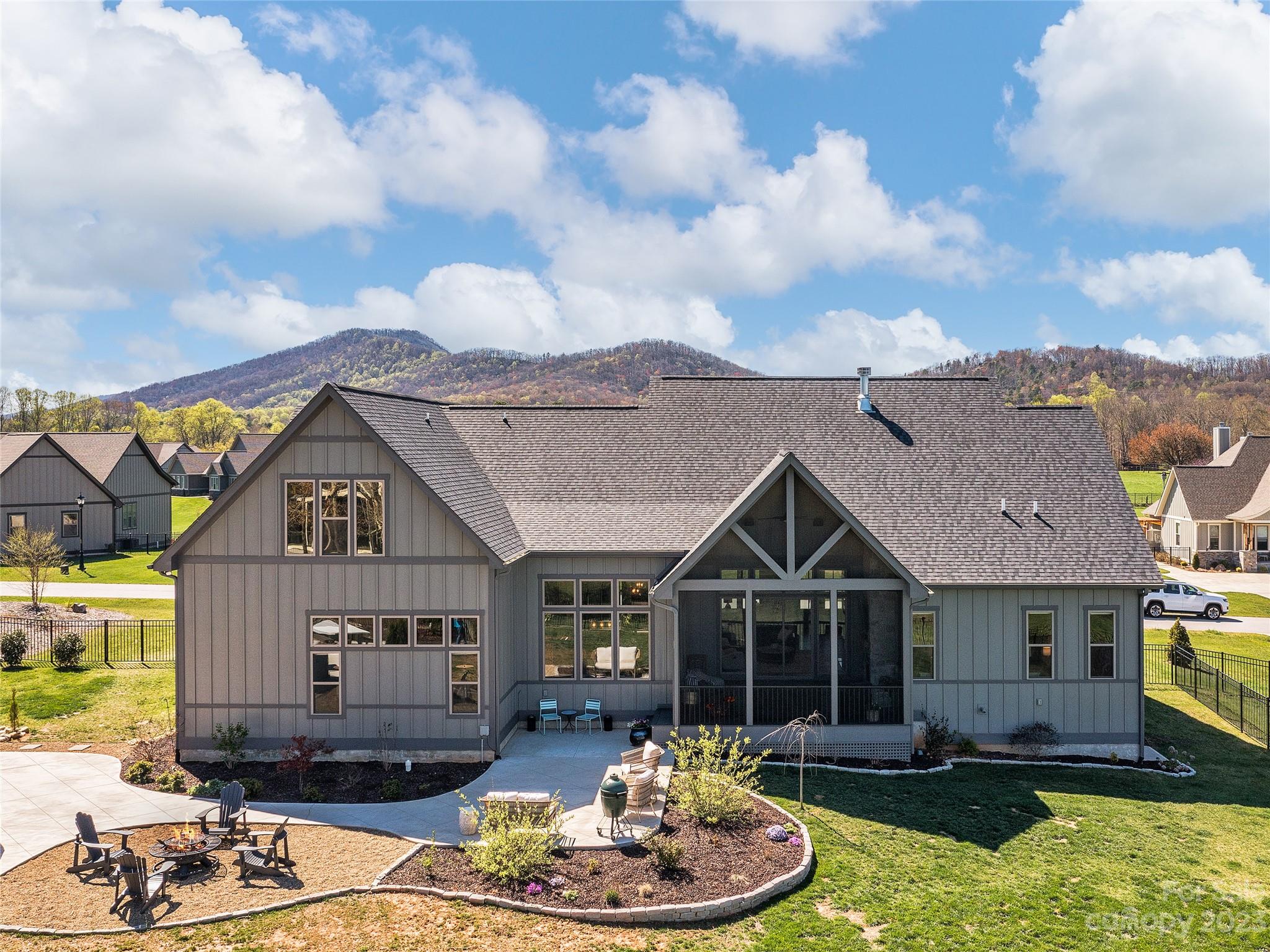 Mills River Crossing - Residential