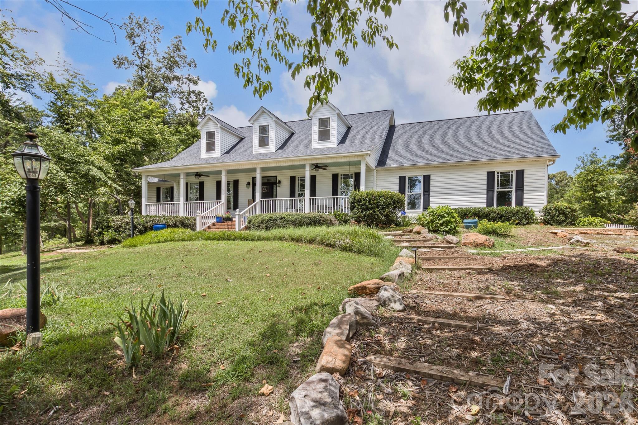 378 & 374 Collinsville Road