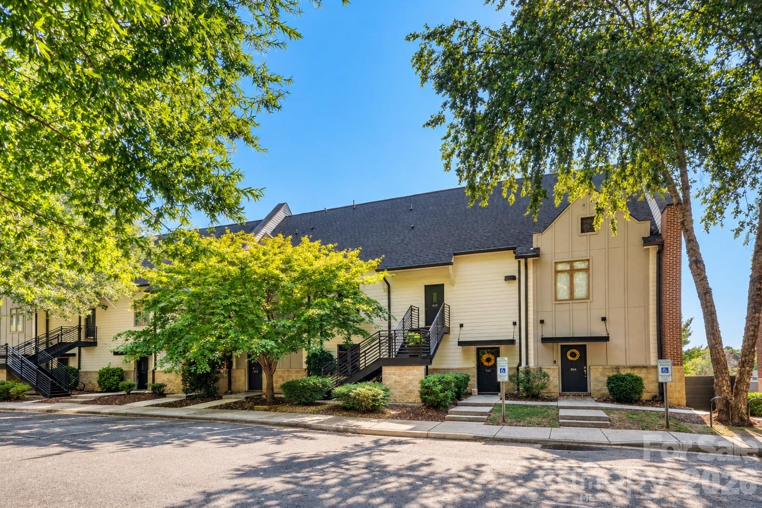 812 Cotton Gin Alley