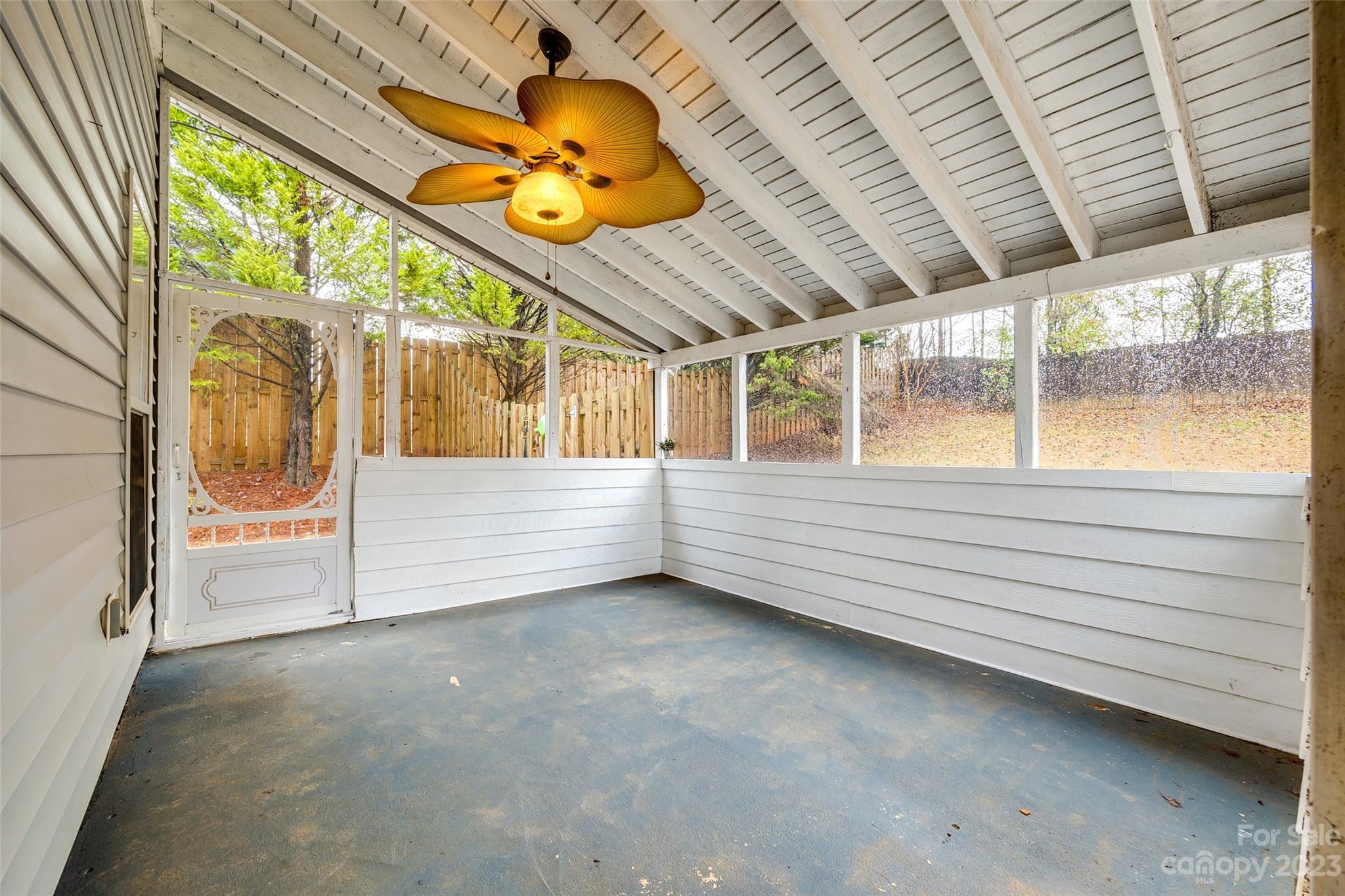 Thornblade - Residential