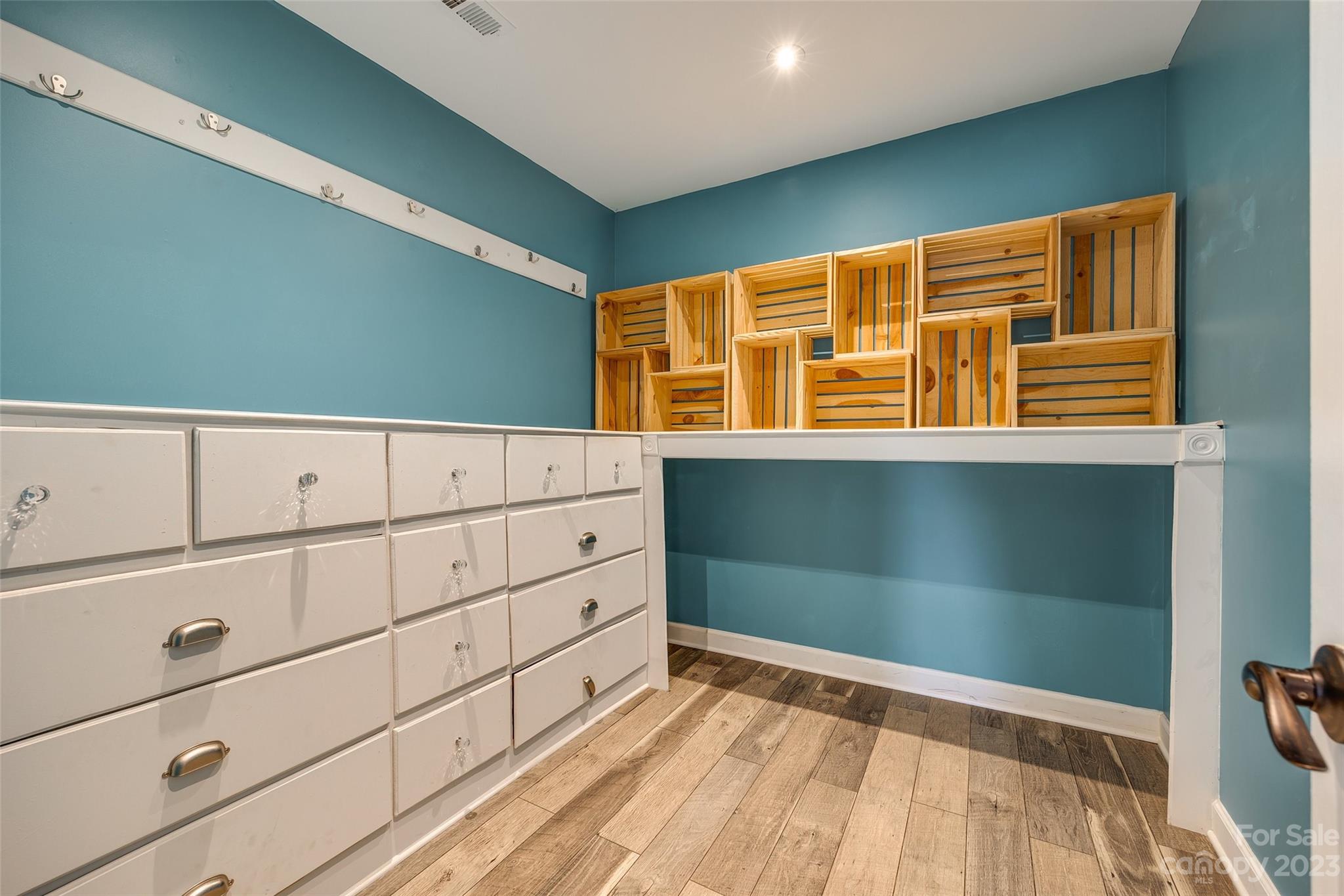 Thornblade - Residential