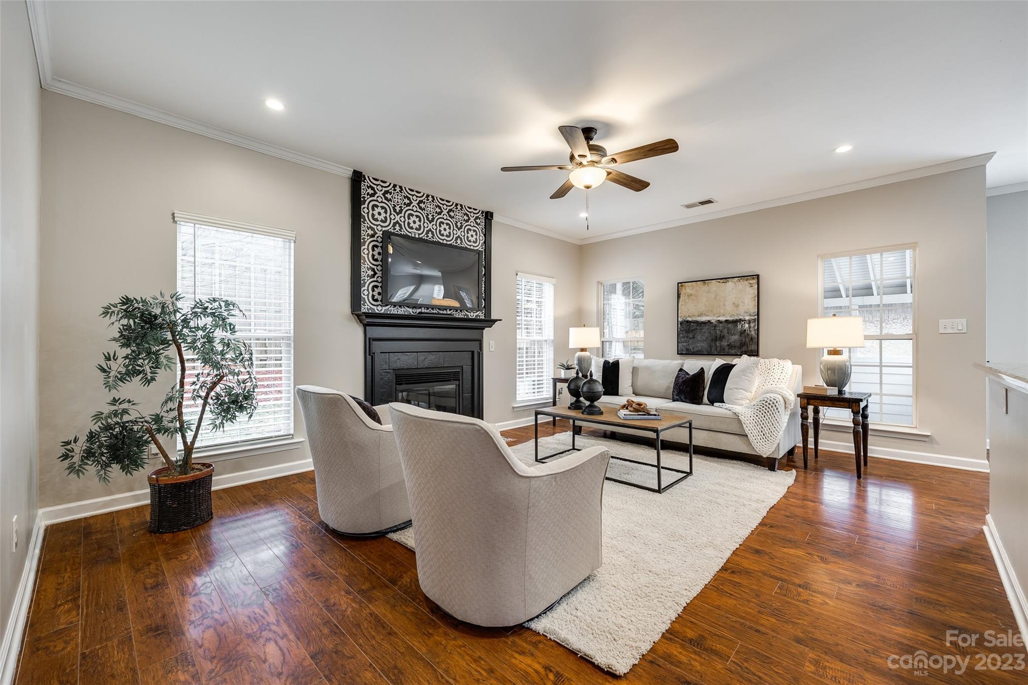 Thornblade - Residential