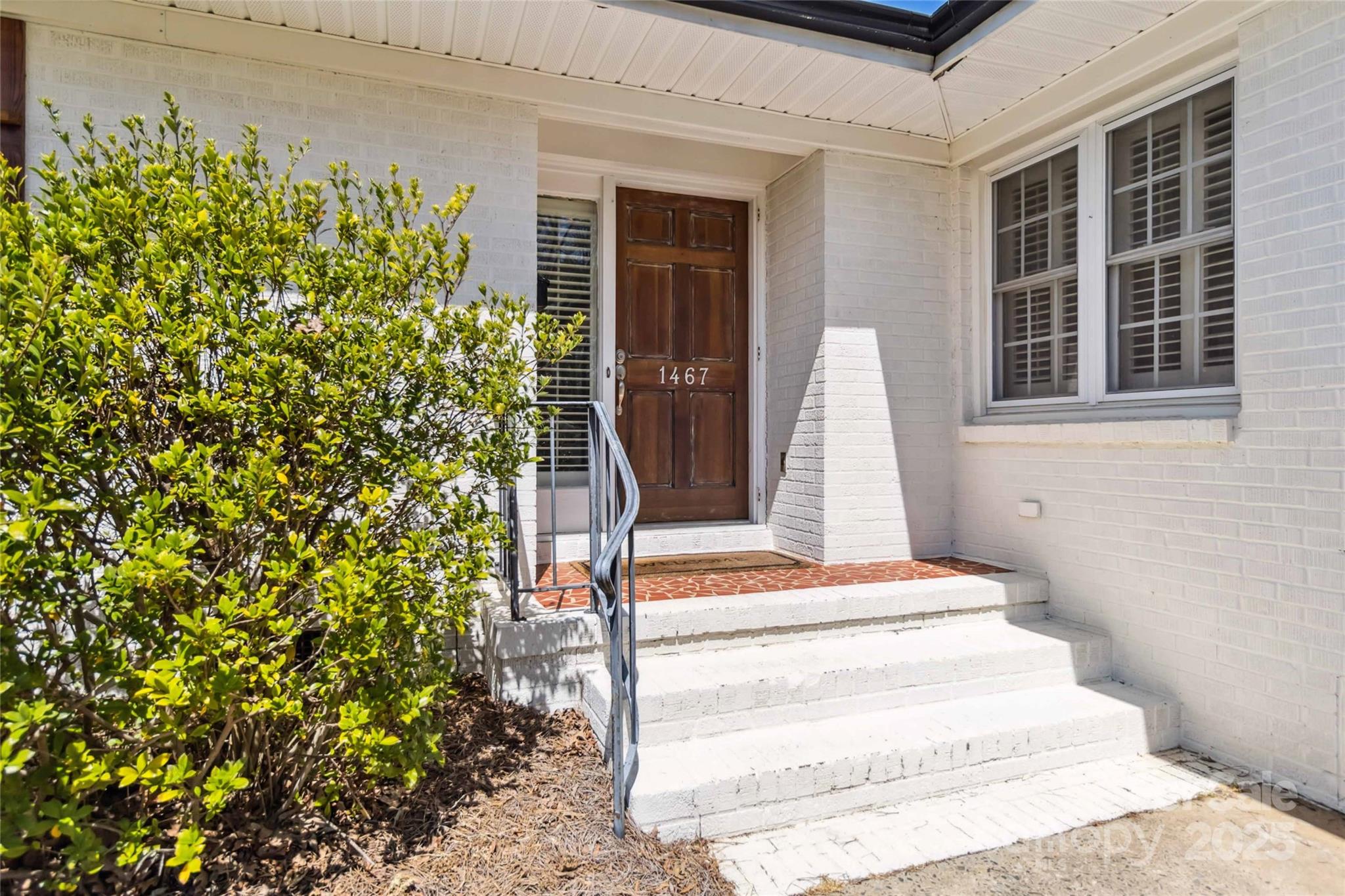 1467 Alexander Road