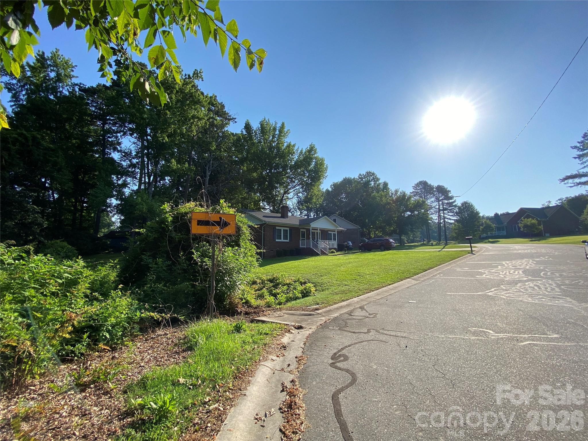 148 Paddington Drive SW