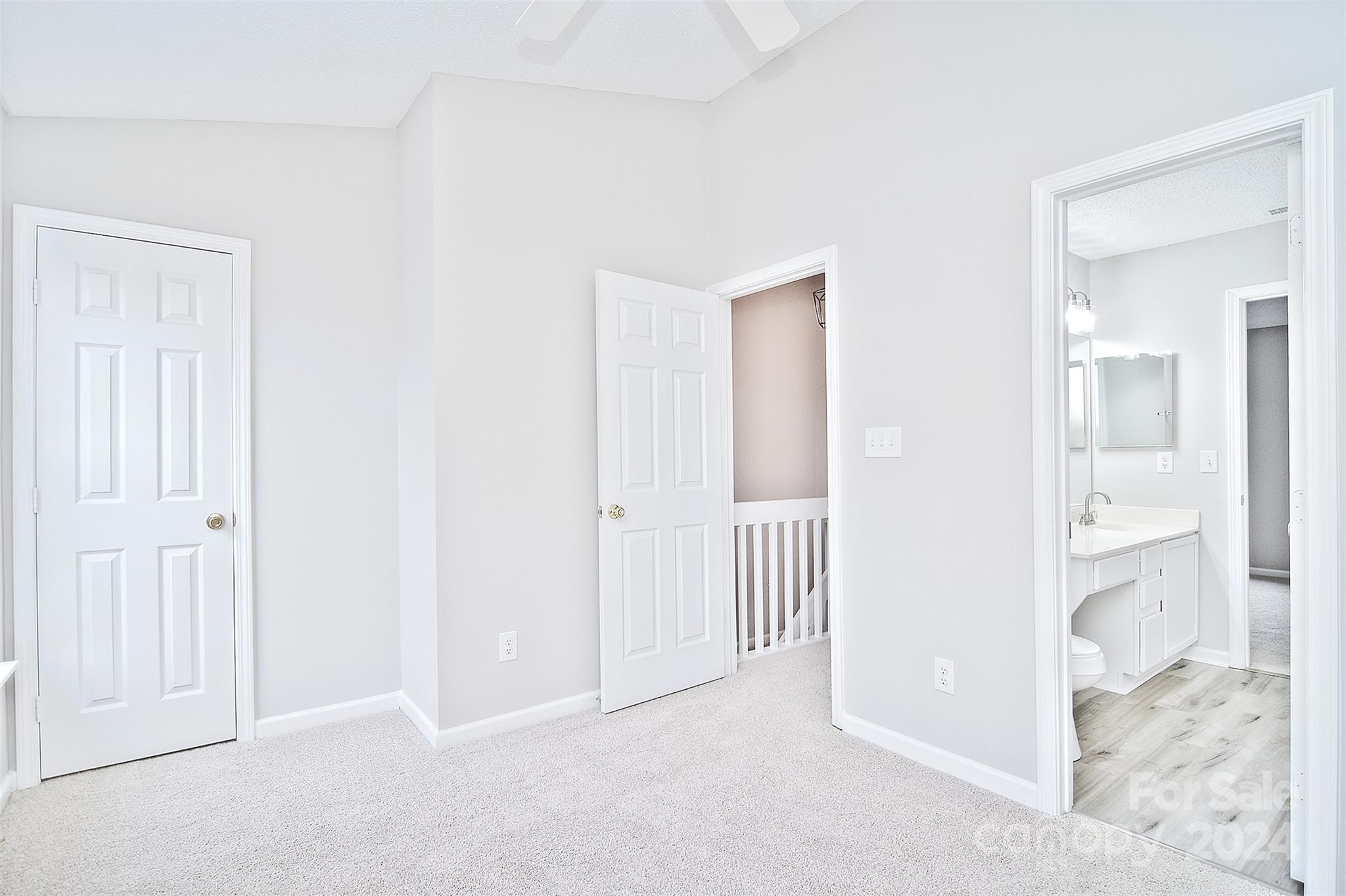 The Landing at Hickory Grove - Residential