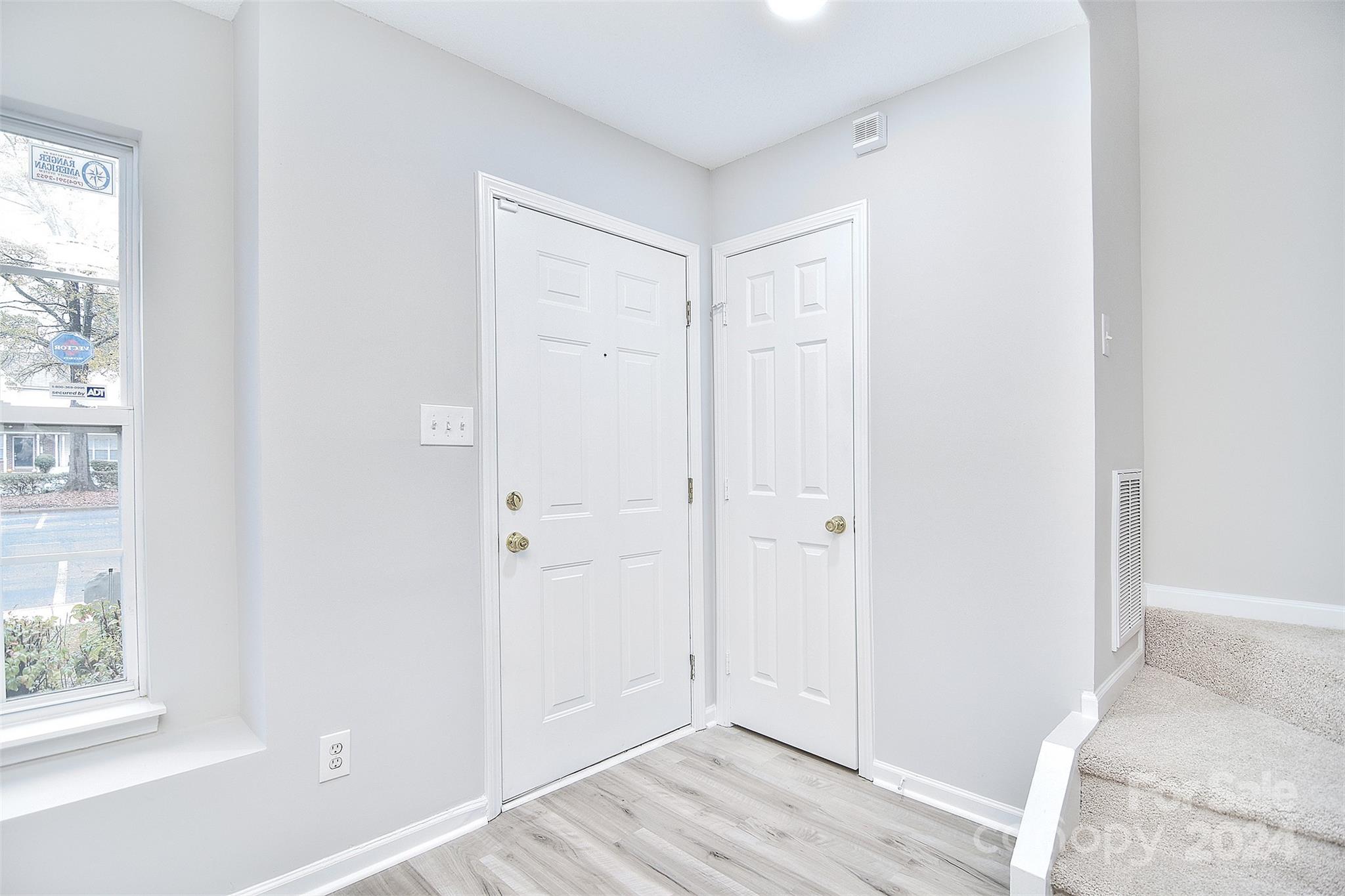 The Landing at Hickory Grove - Residential
