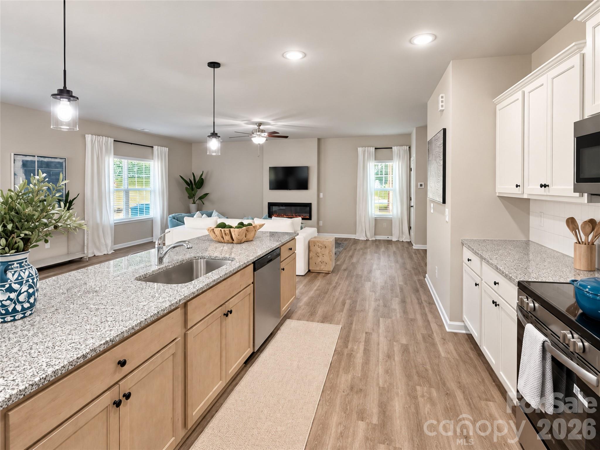 2220 Dardan Woods Drive