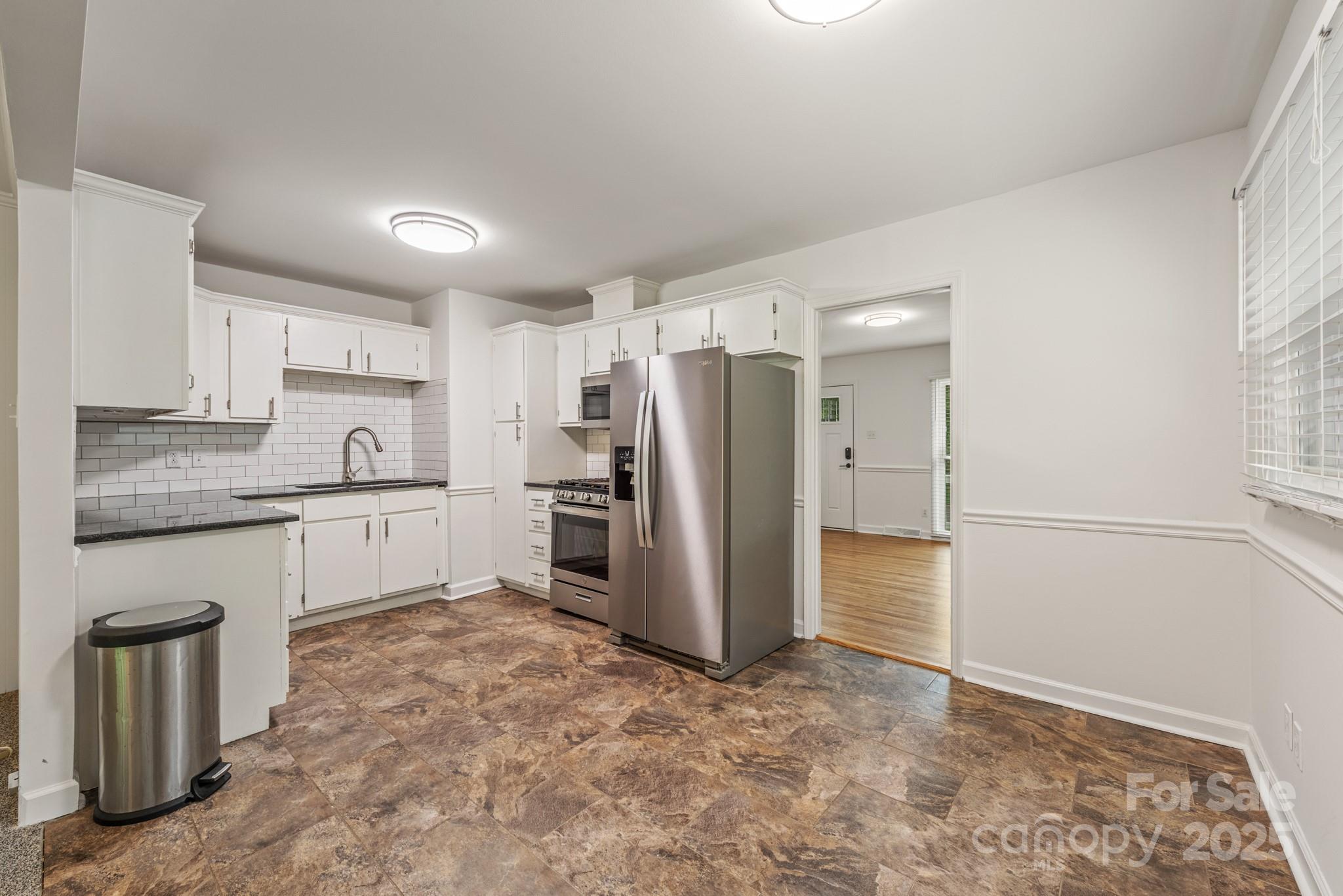 4533 Gainesborough Road