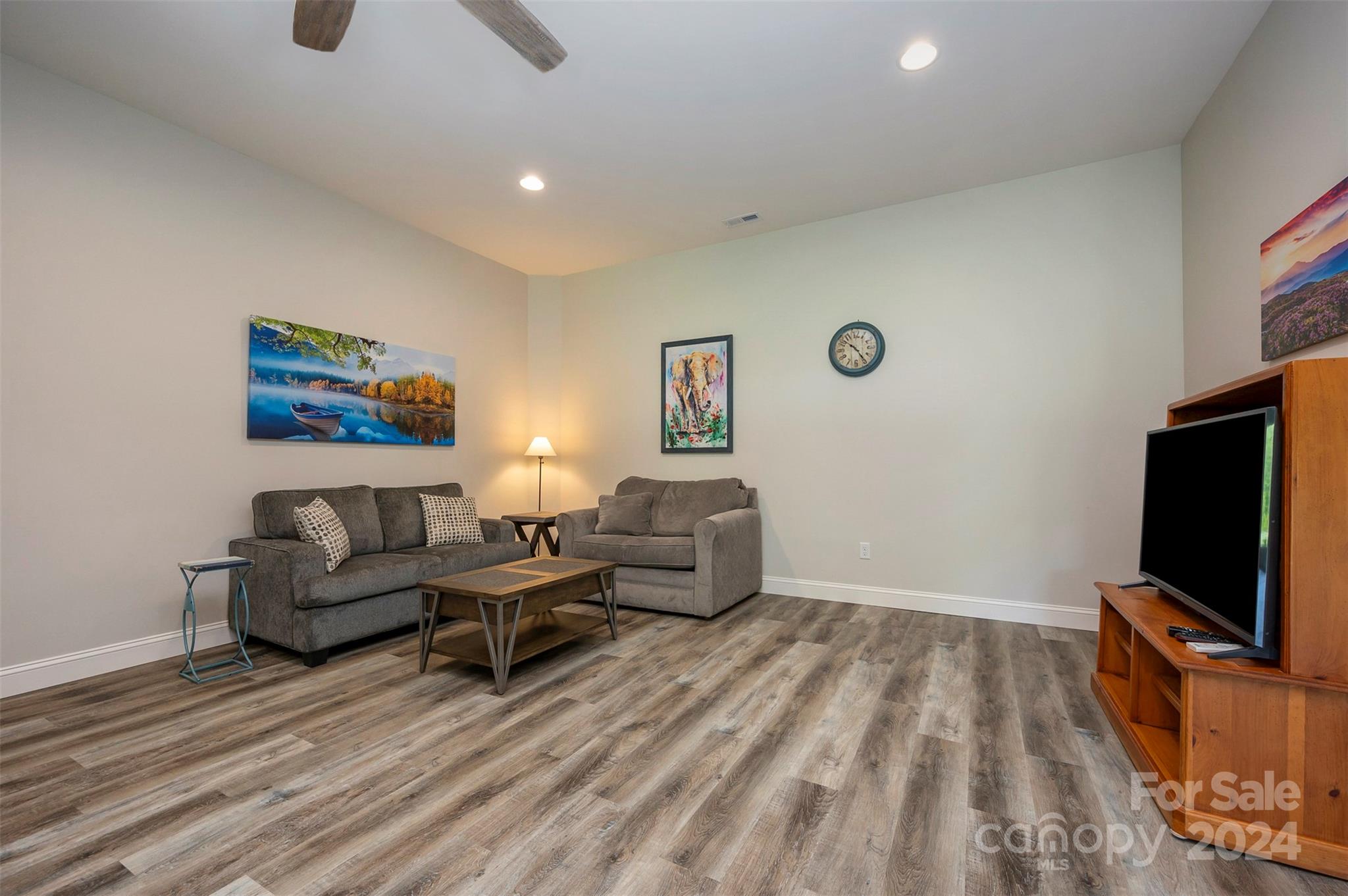 Lucky Dog Lane Estates - Residential