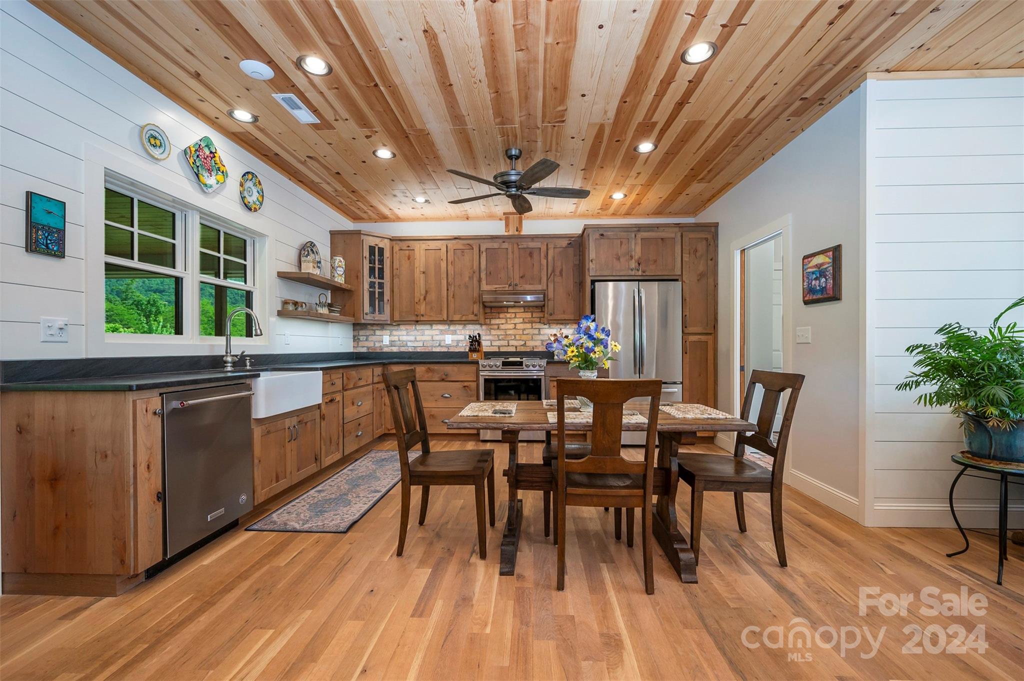 Lucky Dog Lane Estates - Residential