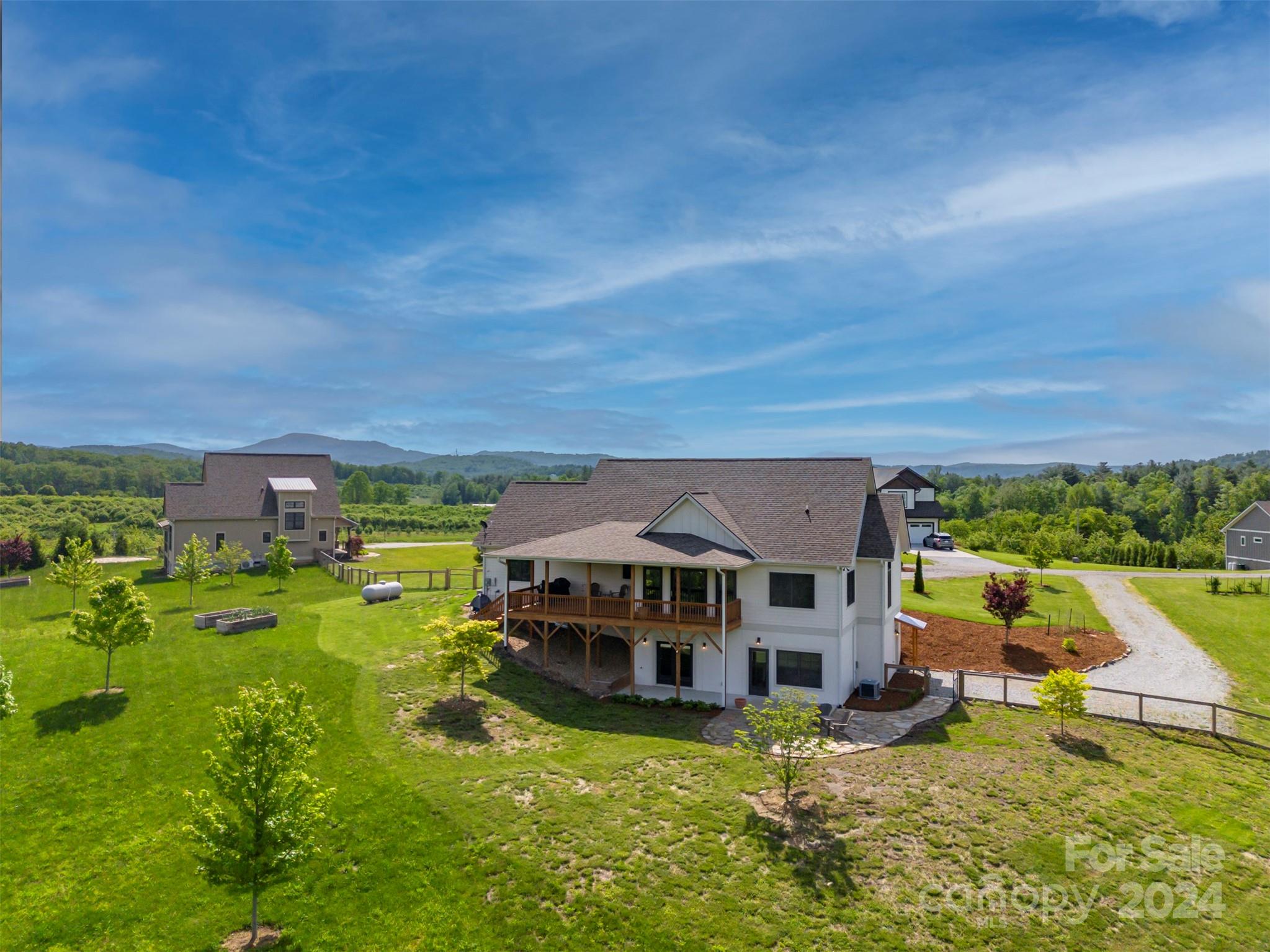 Lucky Dog Lane Estates - Residential