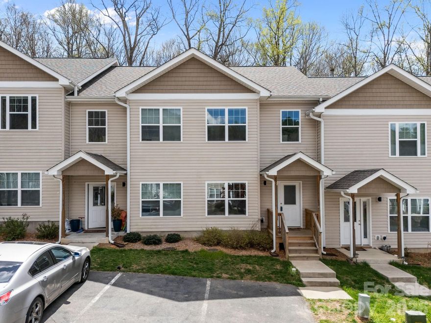 Efficient 3-bedroom, 2-bath townhome in the desirable Cherry Blossom community, located in Swannanoa between Asheville and Black Mountain. This planned development offers mountain views and easy access to everyday conveniences.

The home features a bright, open floor plan with large windows for great natural light. The kitchen includes granite countertops and stainless steel appliances and opens to the dining and living areas. Sliding glass doors lead to a spacious patio.

The main level offers one bedroom, a full bath, and a conveying washer and dryer, along with durable vinyl plank flooring. Upstairs, you’ll find two additional bedrooms, a full bathroom, and carpet throughout. Plenty of closet and storage space throughout the home.

Move-in ready. Pets and long-term rentals are allowed, and exterior maintenance is included.

Conveniently located near schools, supermarkets, restaurants, and I-40—just 15 minutes to downtown Asheville and 10 minutes to Black Mountain.