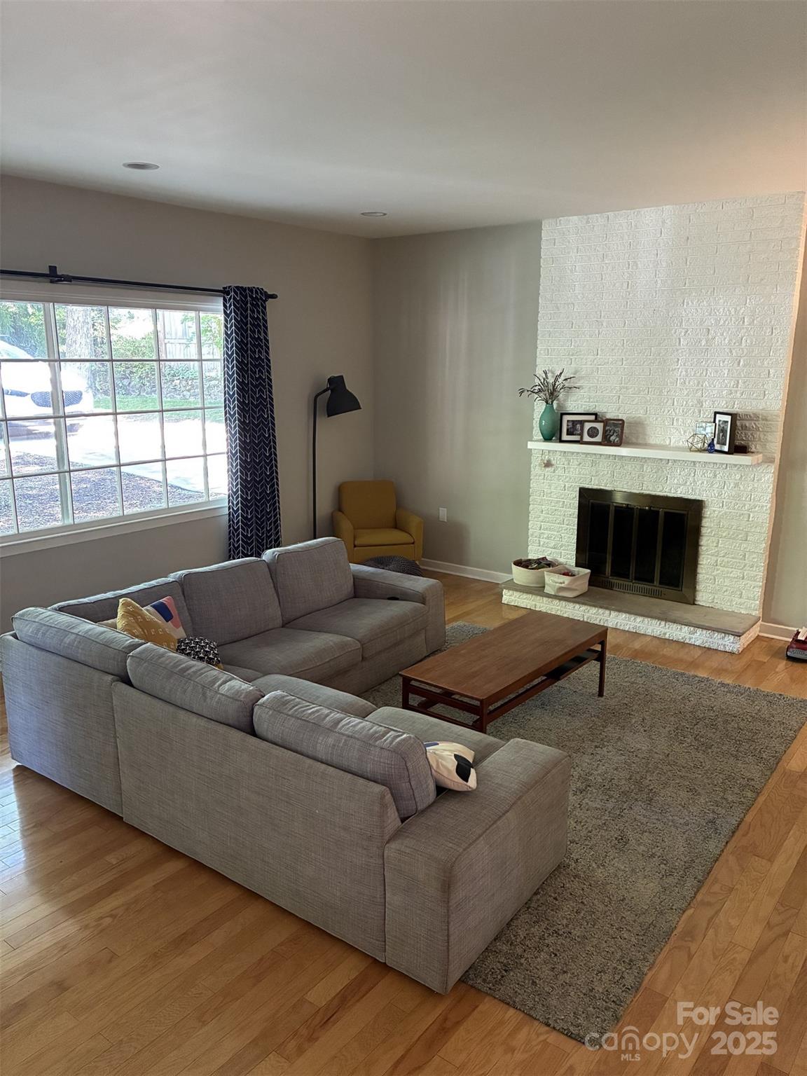 30 S Oak Forest Drive