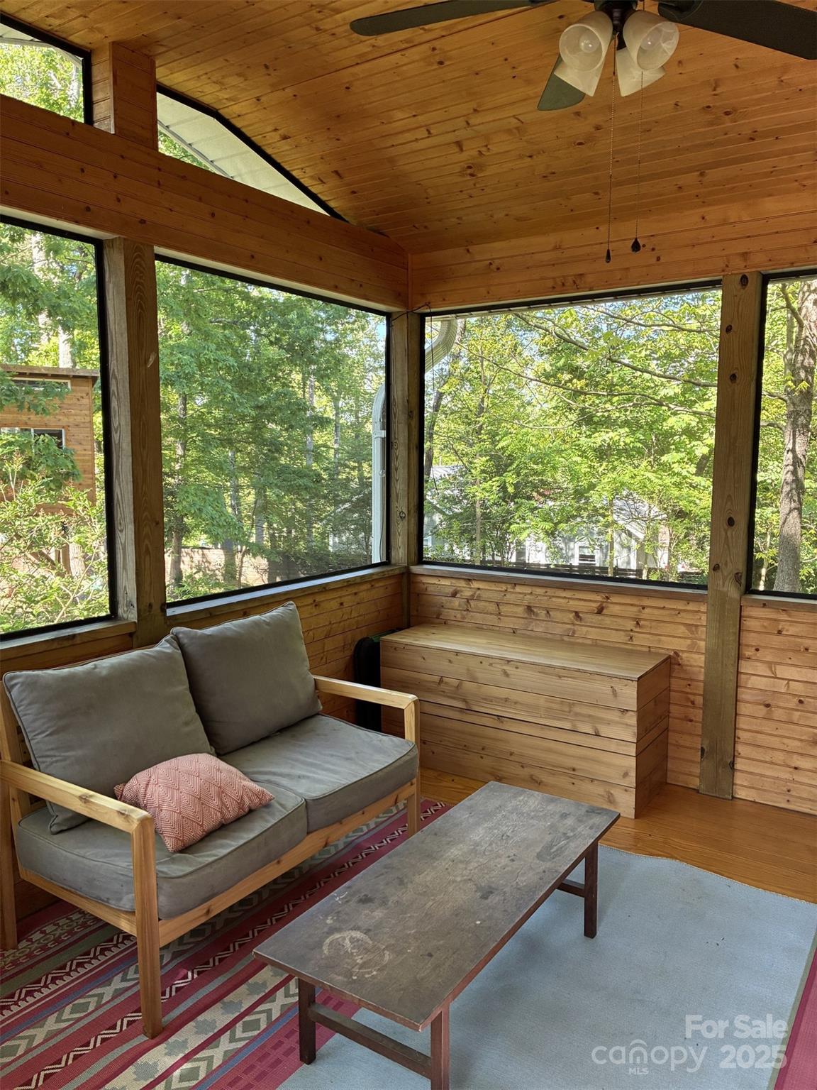 30 S Oak Forest Drive