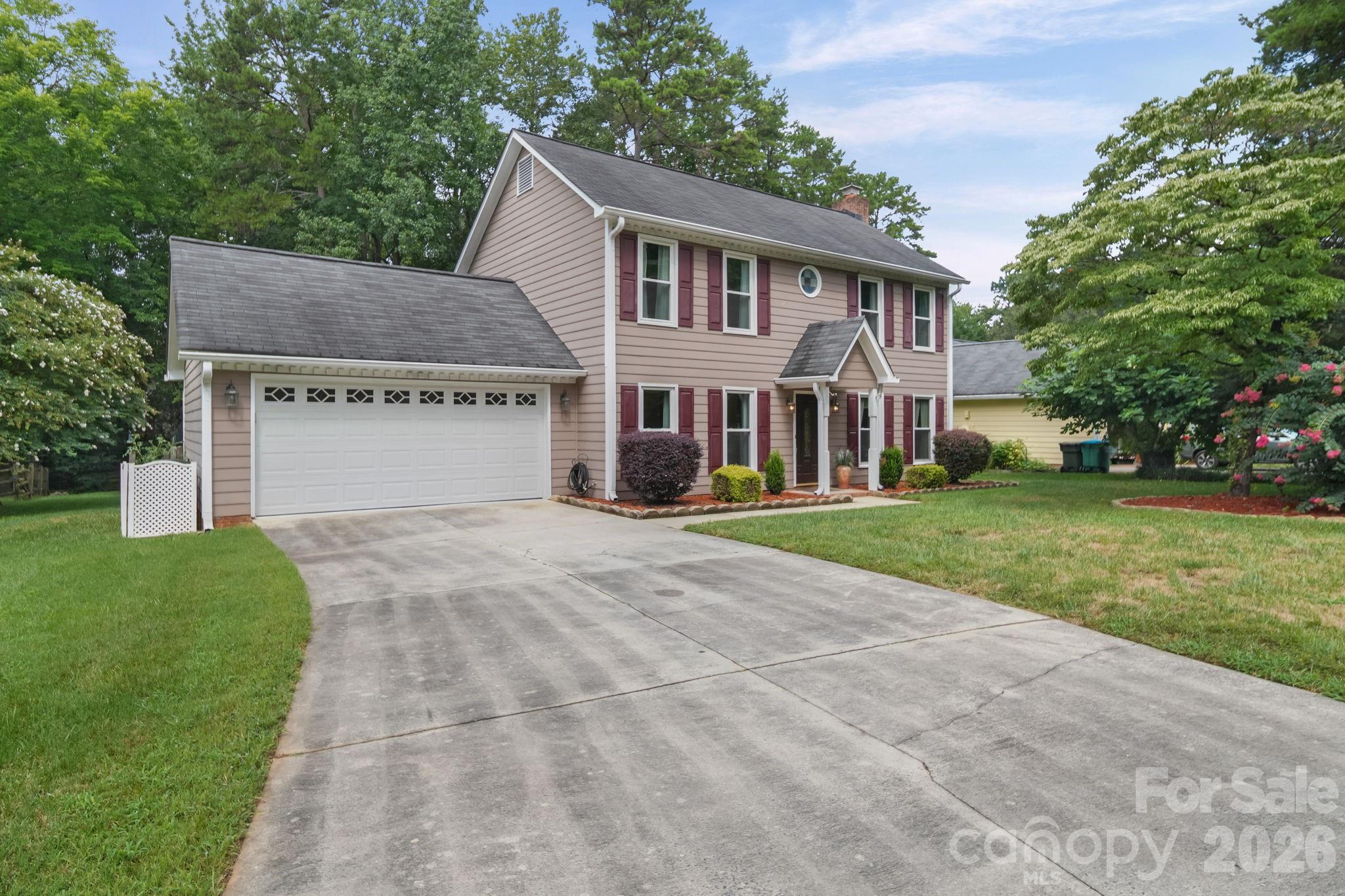 2527 Heathershire Lane