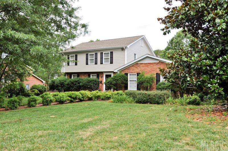 Pinewood Circle - Residential