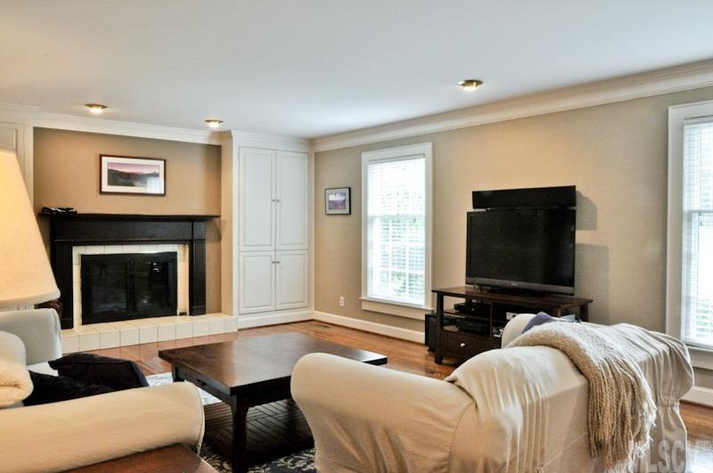 Pinewood Circle - Residential