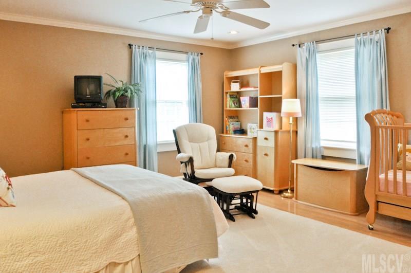 Pinewood Circle - Residential