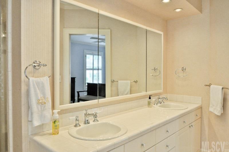 Pinewood Circle - Residential