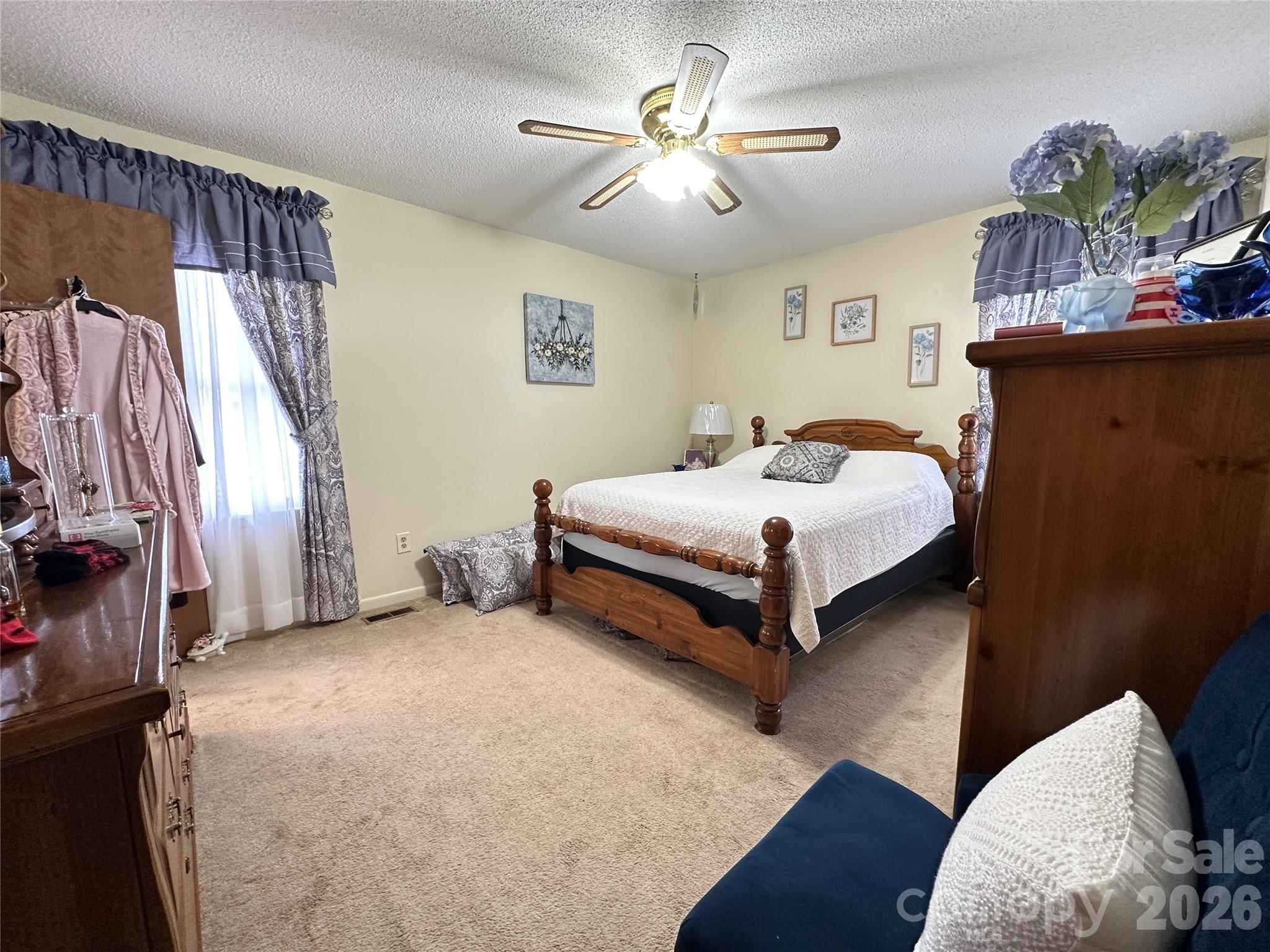 Meadowbrook Acres - Residential