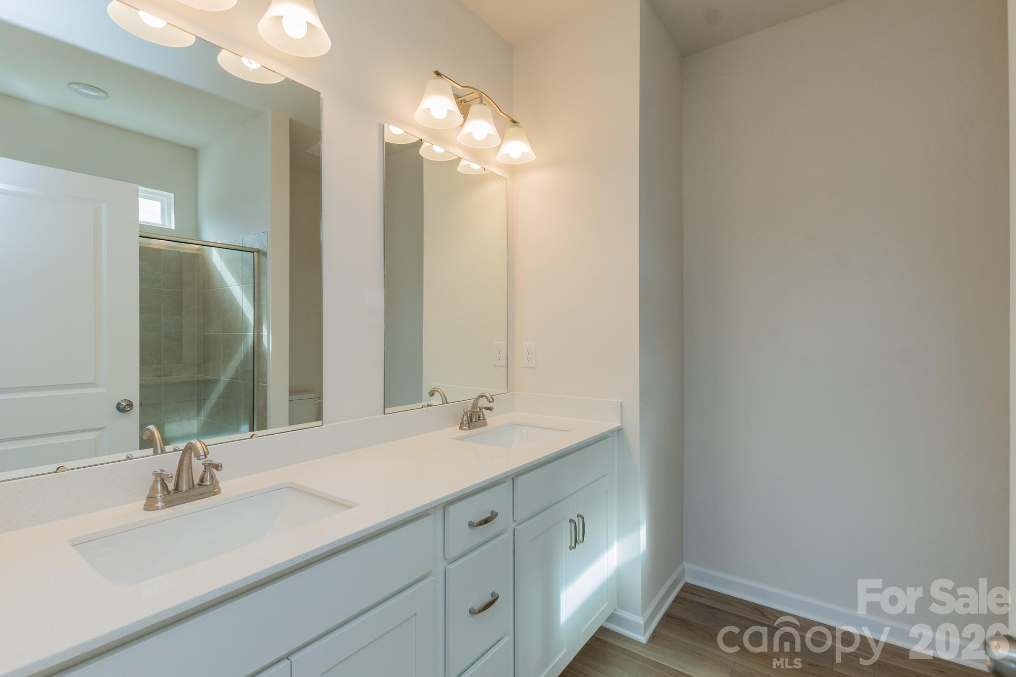 Hickory Glen - Residential