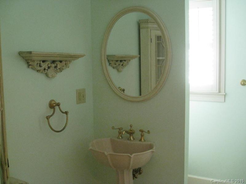 Olde Williamsburg - Residential