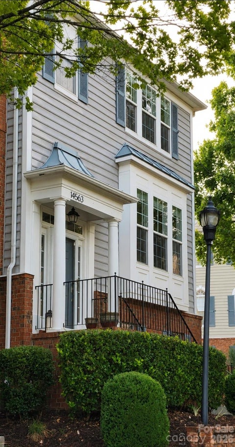 Photo of 14563 Durant Boulevard, Charlotte, NC 28277 (MLS # 4418793)
