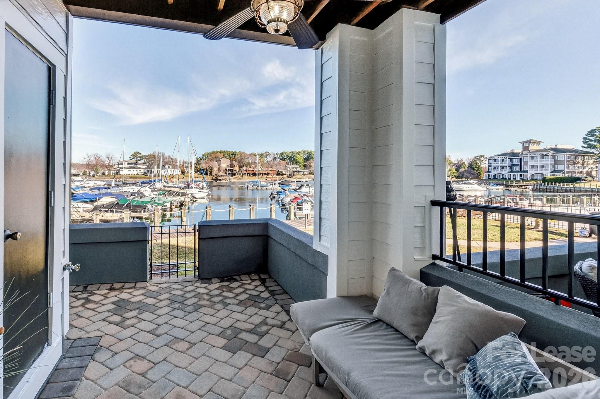 18695 Vineyard Point Lane