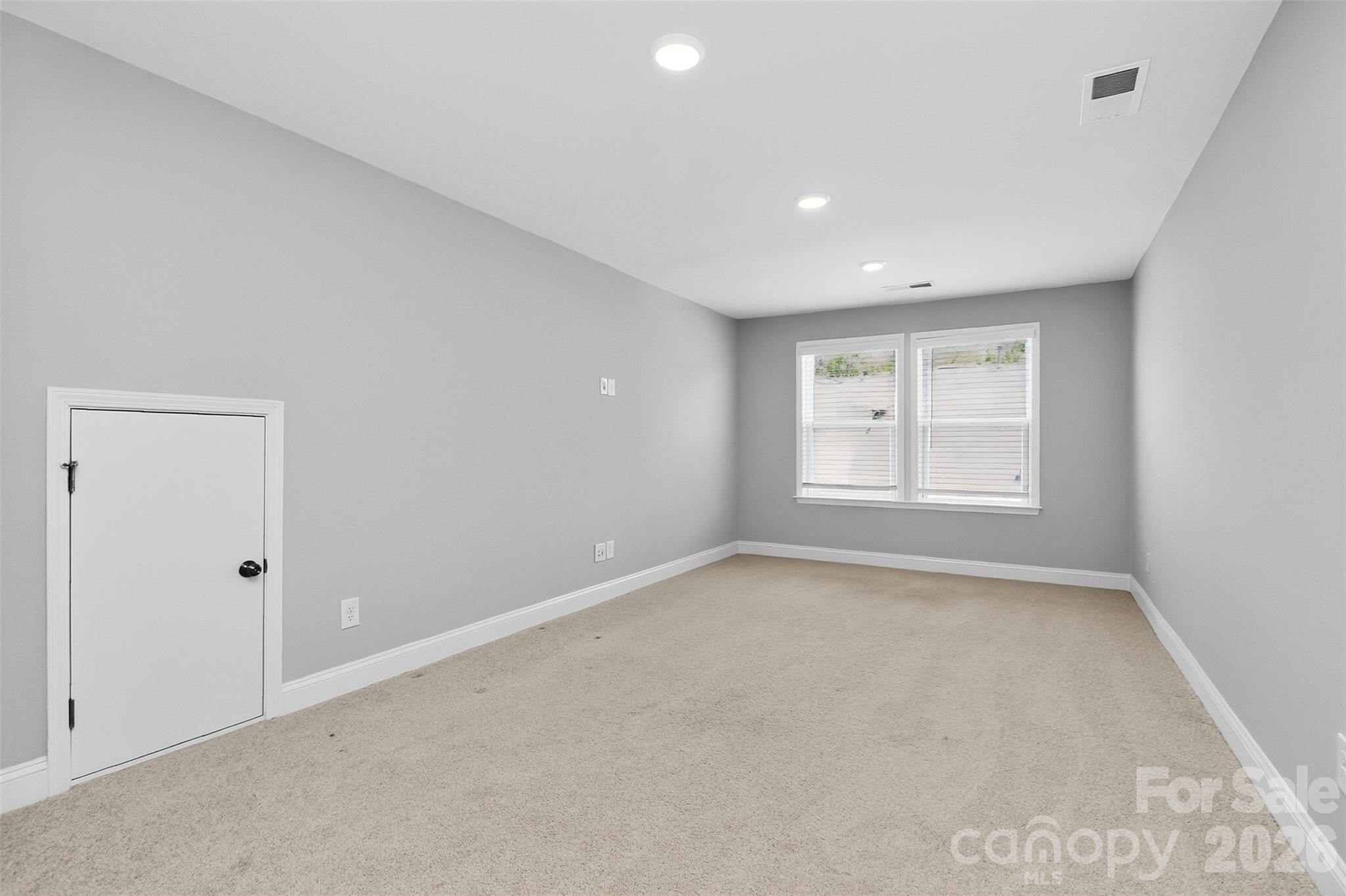 Villa Heights - Residential