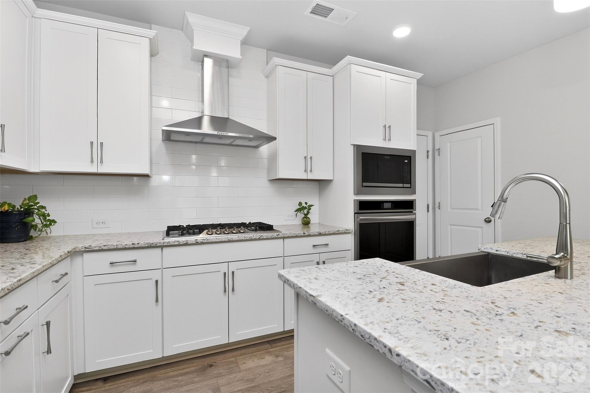 Villa Heights - Residential