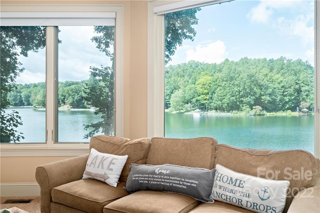 Connestee Falls - Residential