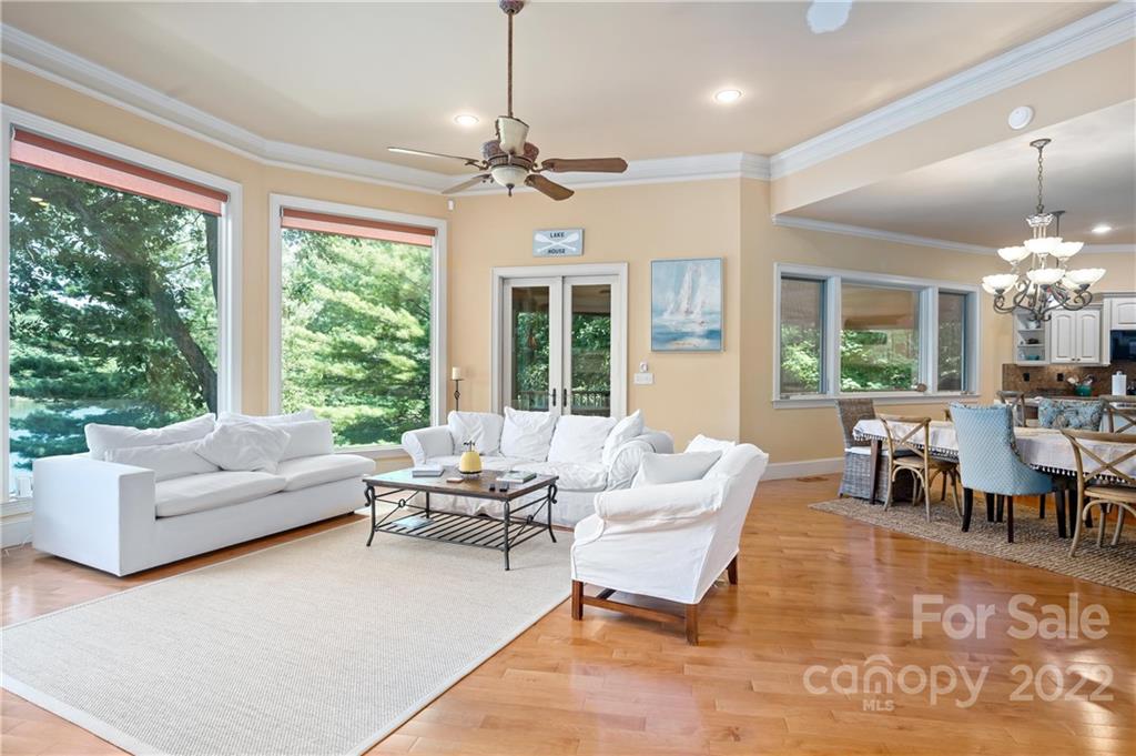 Connestee Falls - Residential