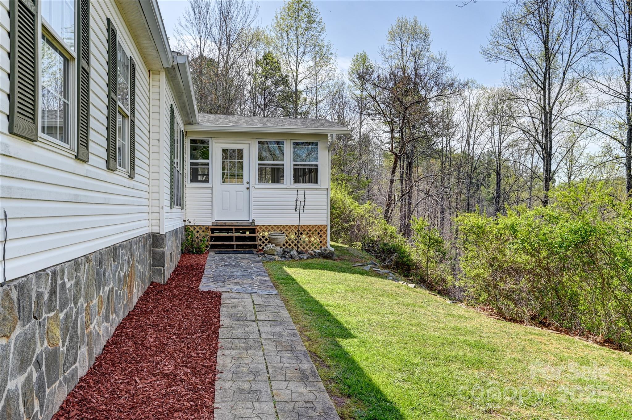 89 Mount Airy Road