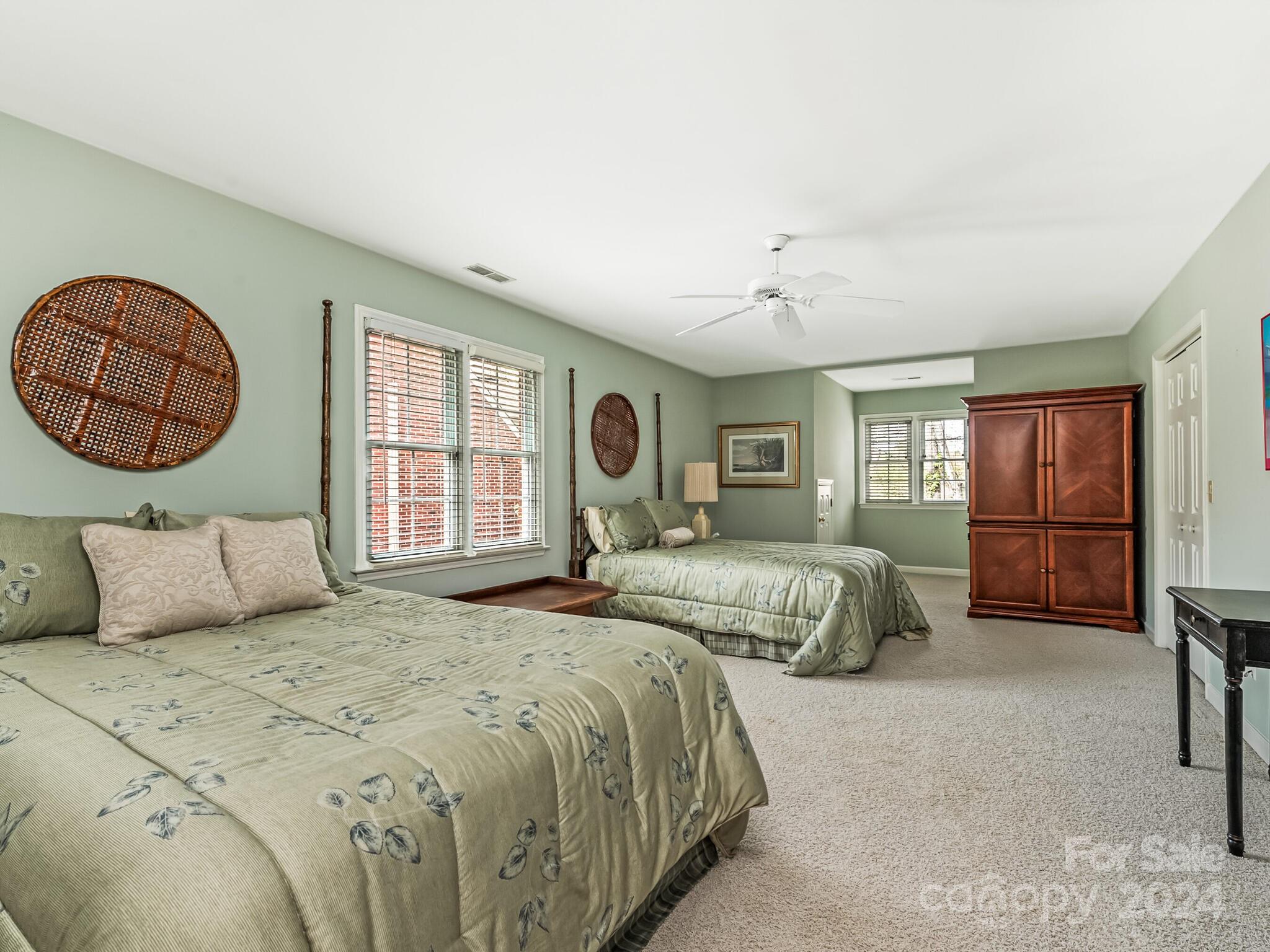 Carsons Pond - Residential