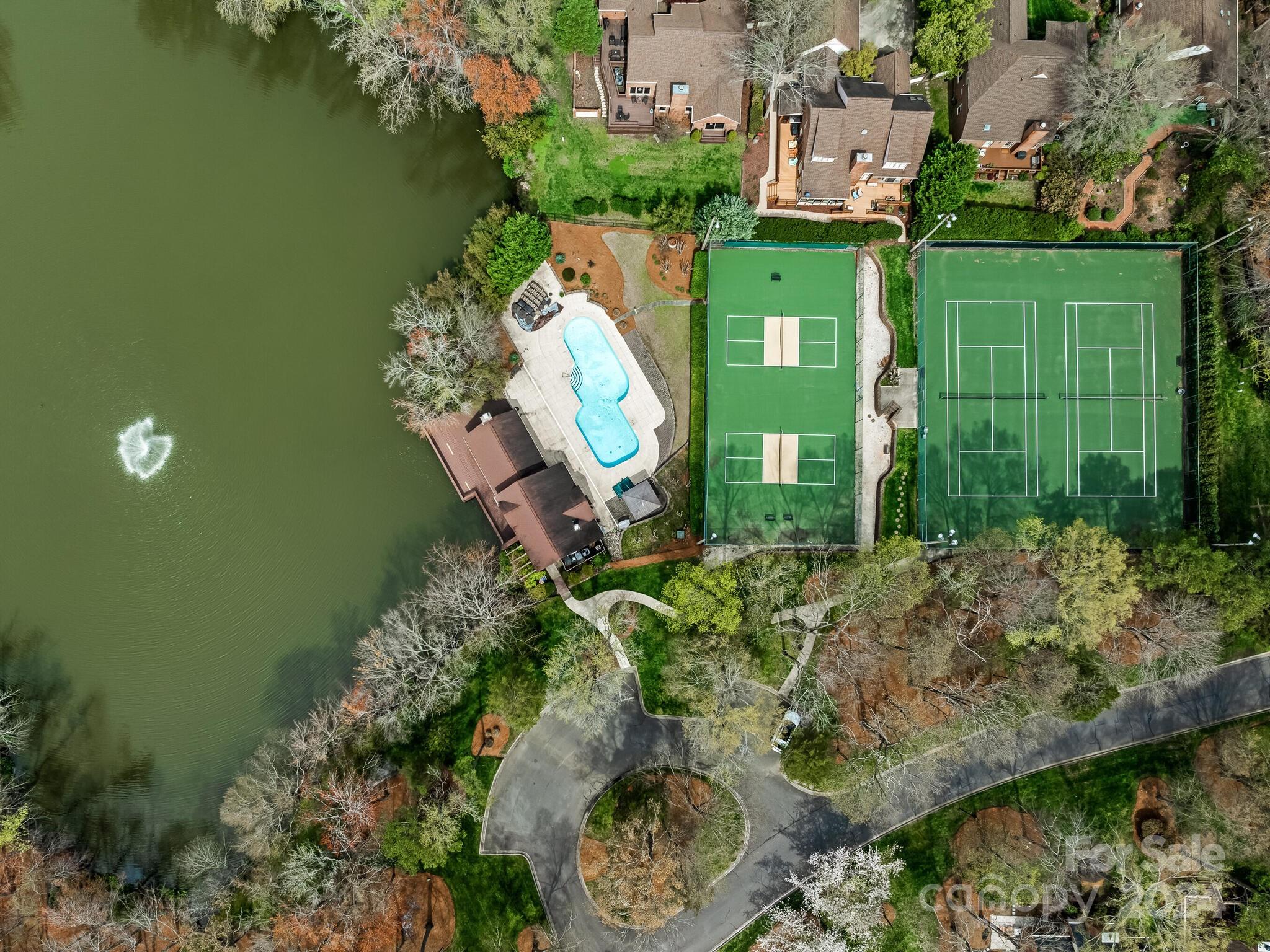 Carsons Pond - Residential