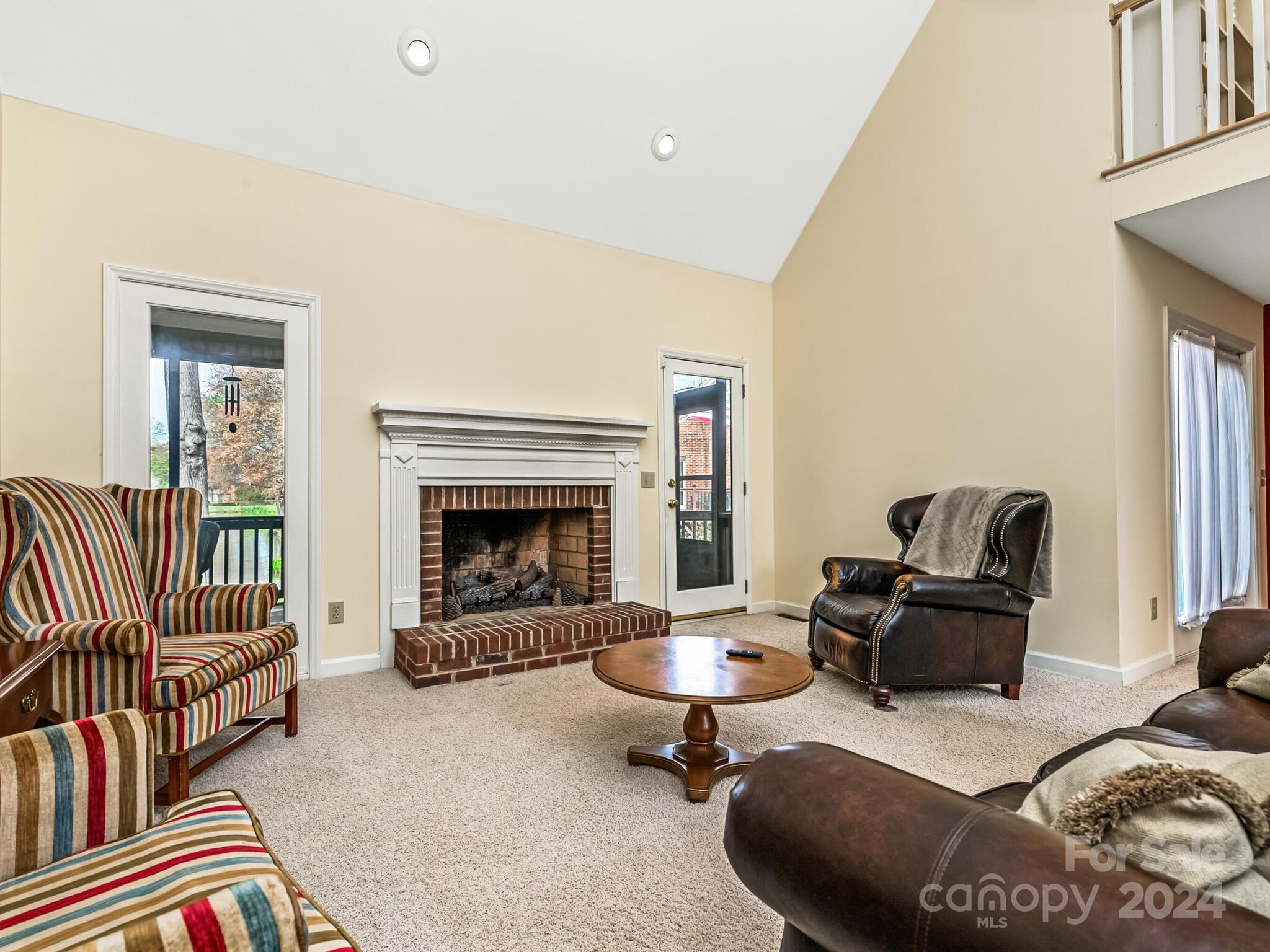 Carsons Pond - Residential