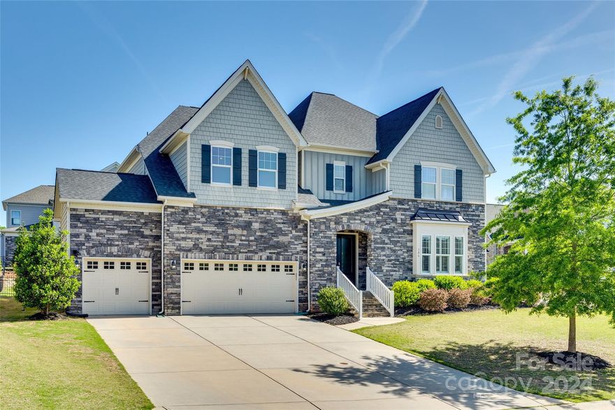 Welcome to LUXURY living in this breathtaking 5-bedroom, 4.5-bathroom residence nestled in Waterside at the Catawba. A grand two-story entryway sets the stage, leading you into a bright and spacious kitchen equipped with modern appliances and ample storage. Outside, the fenced yard provides privacy and fun with a basketball goal and outdoor kitchen perfect for entertaining. Inside, a versatile bonus room and loft area offer flexibility for various lifestyles, whether it's a cozy movie night or a productive home office. Residents enjoy access to community amenities including a pool, tennis courts, playgrounds, and a baseball field, ensuring endless entertainment options for families. With its perfect blend of sophistication and functionality, this home offers the ideal backdrop for creating lasting memories. Don't miss out on this extraordinary opportunity—schedule your tour today!