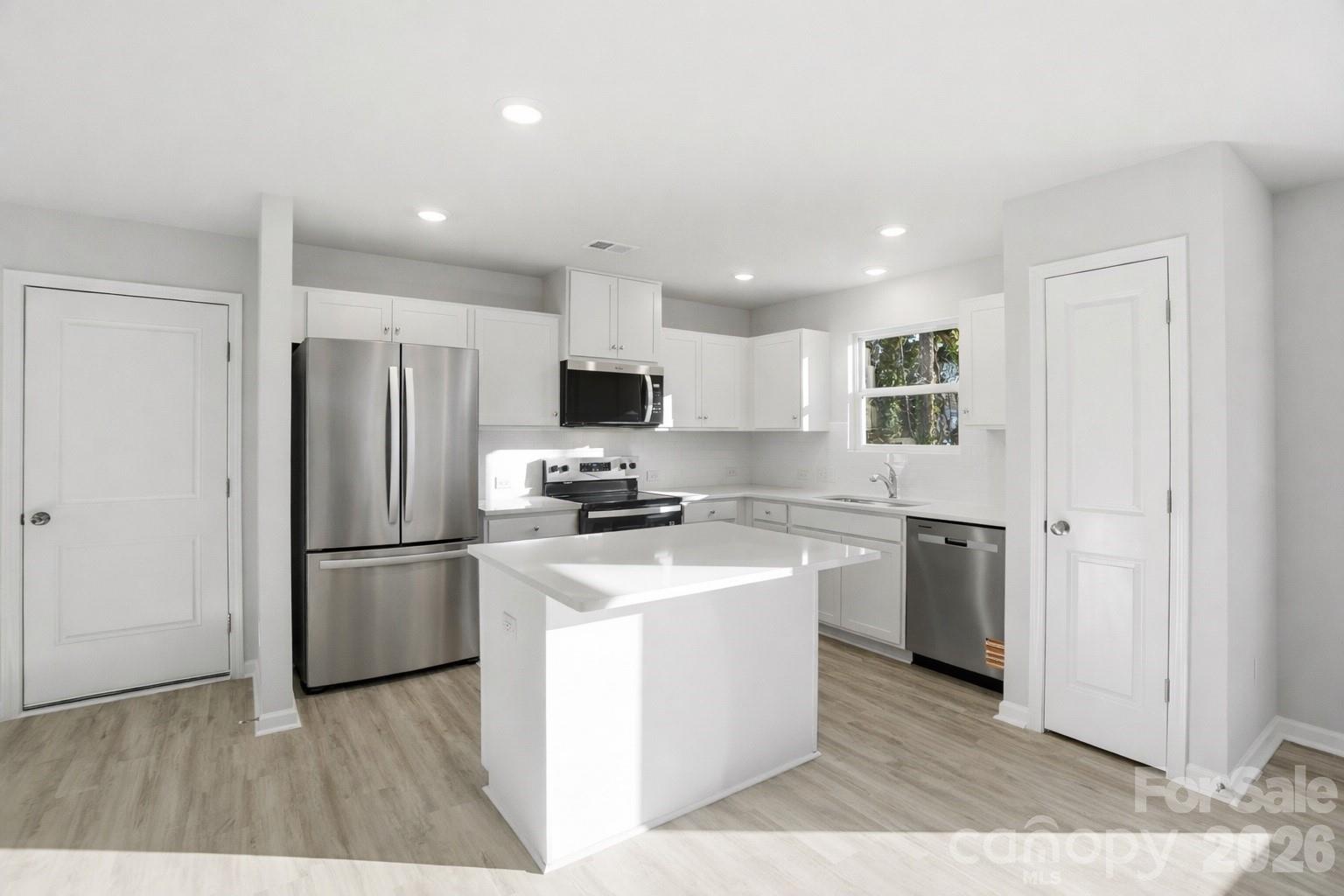 Rolling Hills - Residential