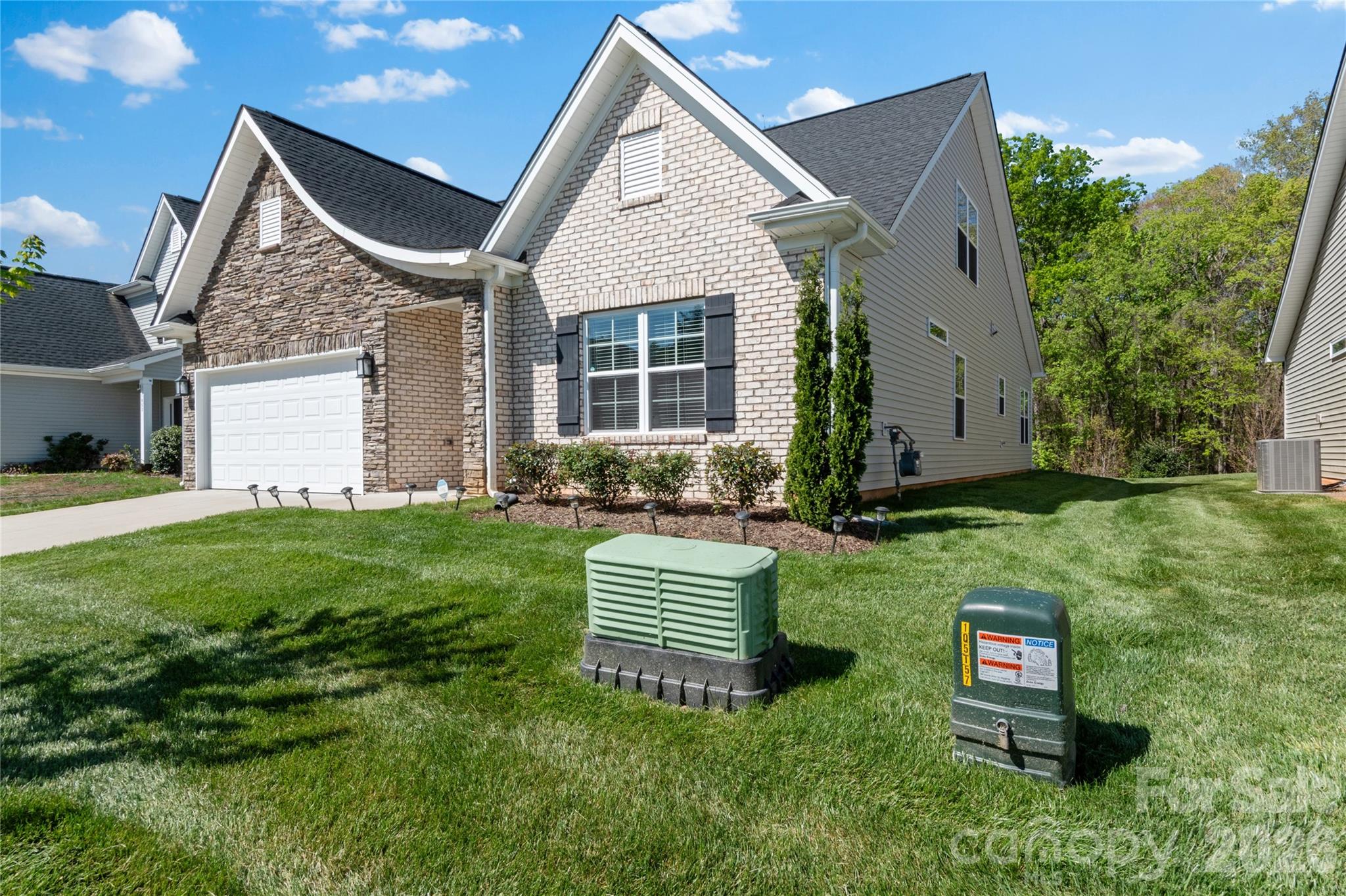 1057 Woodview Ridge Trail