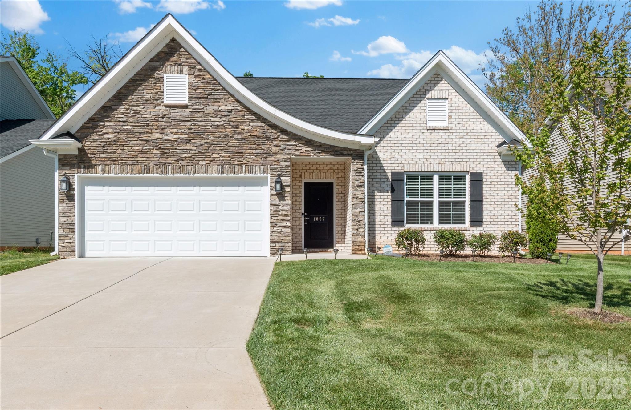 1057 Woodview Ridge Trail