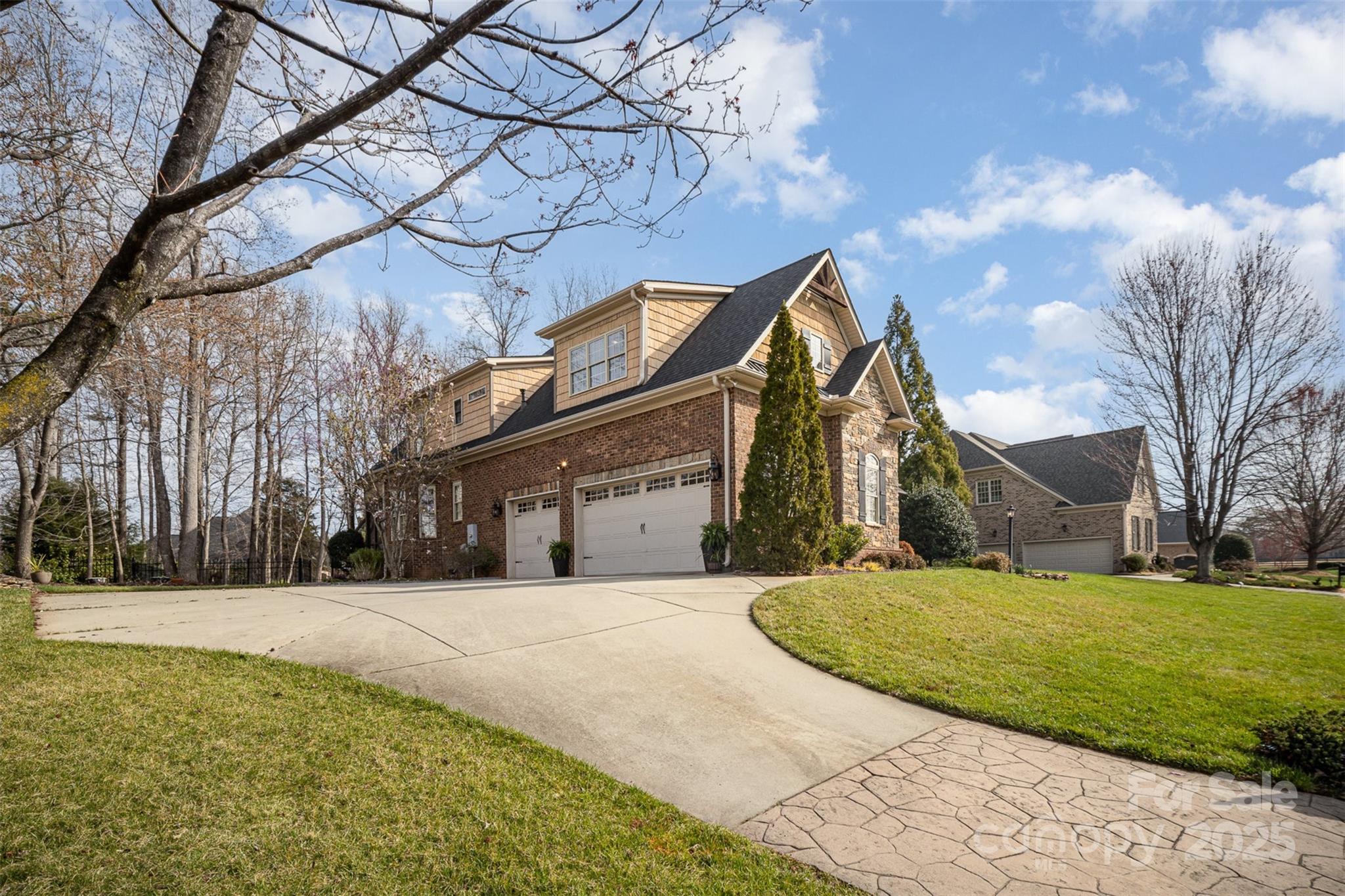 Stratford Hall - Residential