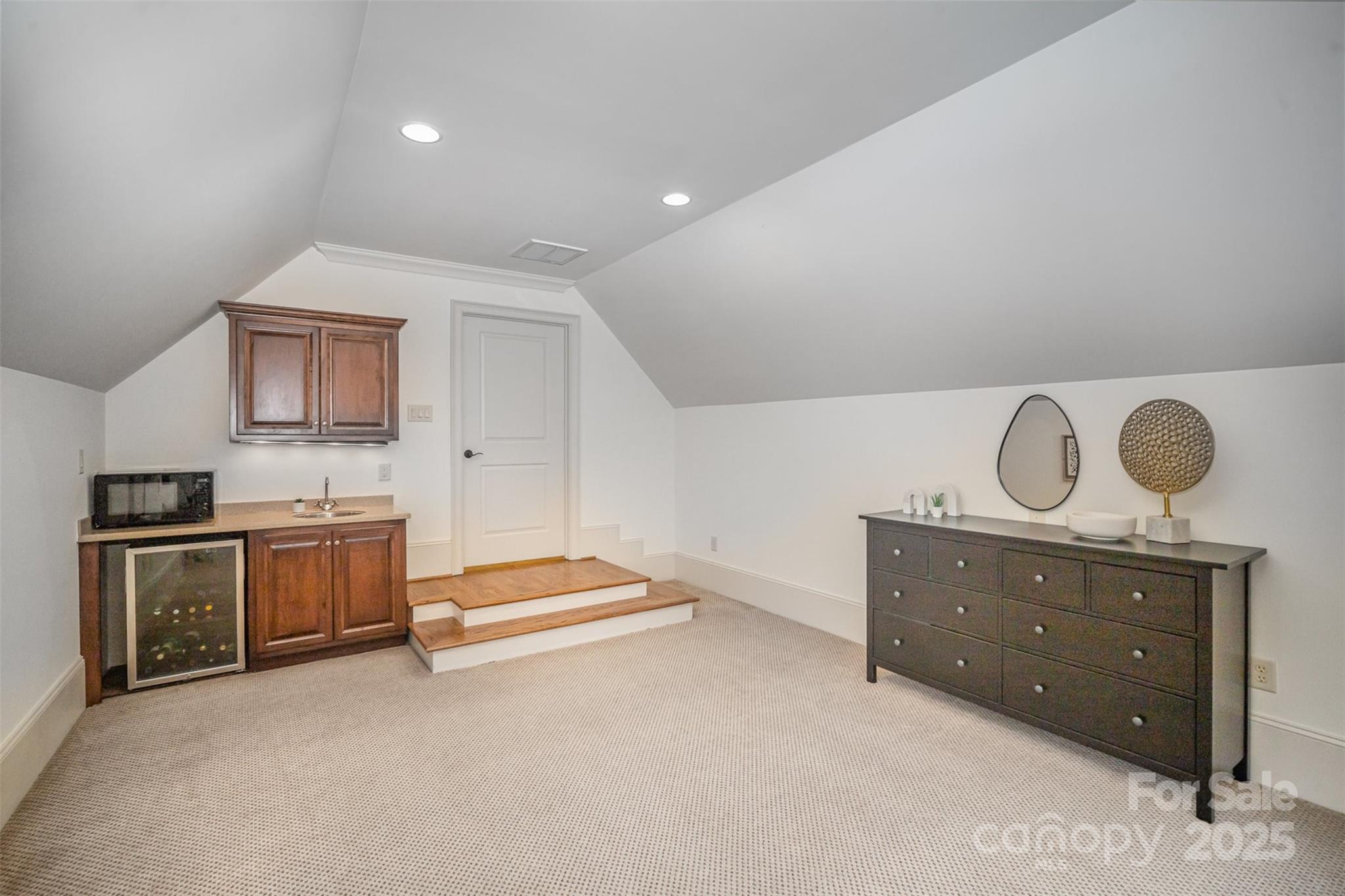 Stratford Hall - Residential