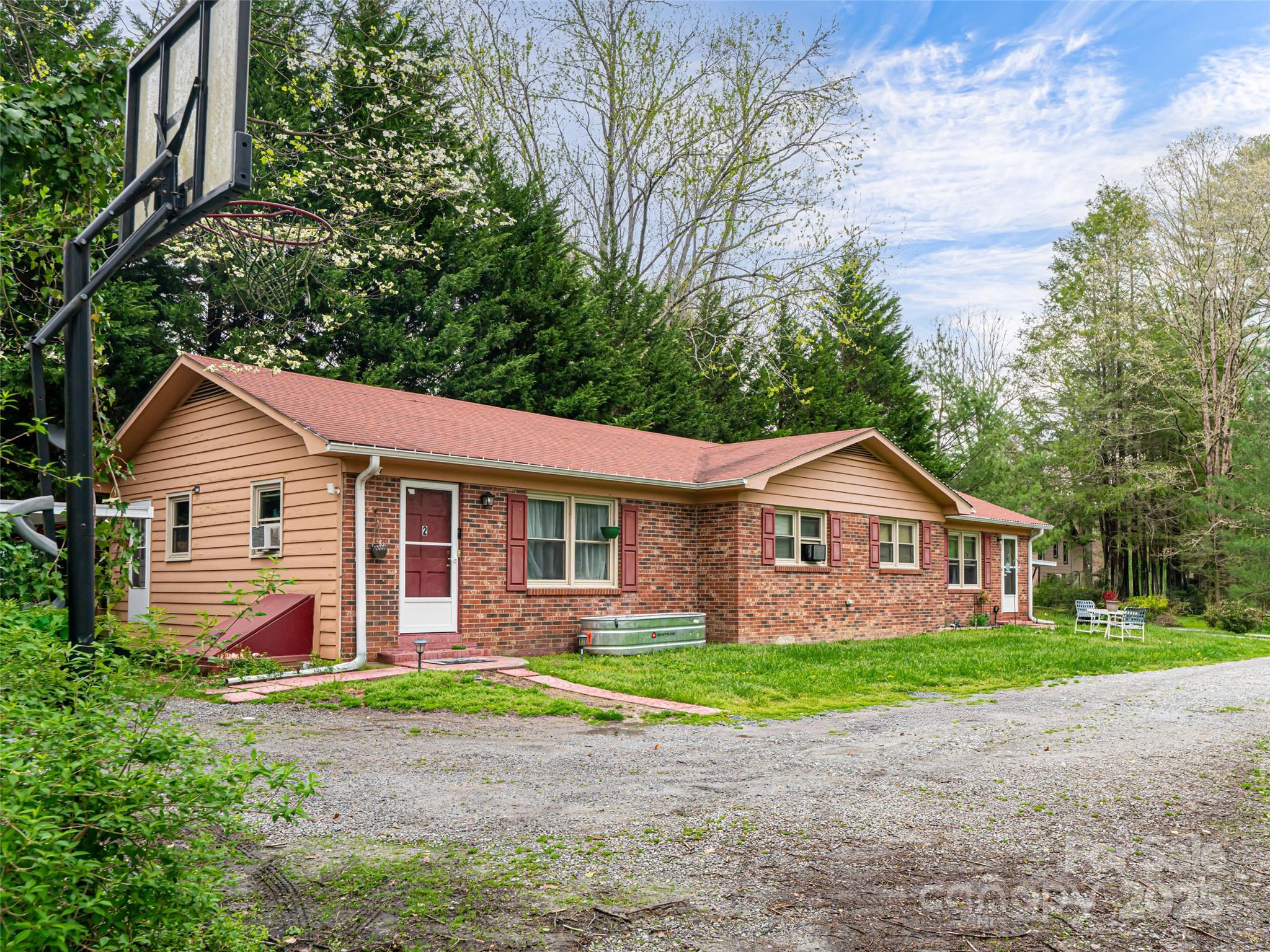 Brentwood - Residential Income