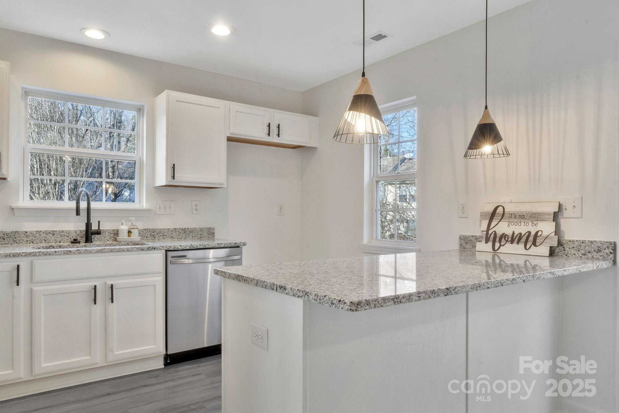 Windsor Trace - Residential